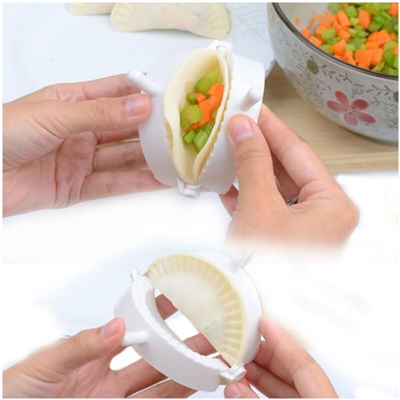 Trade Shop Traesio - Trade Shop - set 2 pezzzzen forma formine für raviles und panzerotti plastic bianco -