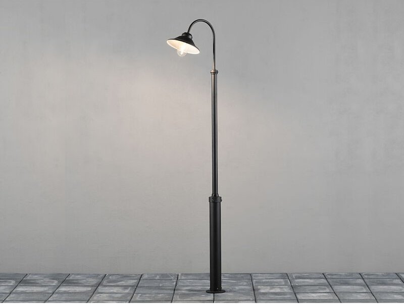 Meinewunschleuchte - Große led Mastleuchte aus Aluminium Schwarz, Höhe 240cm