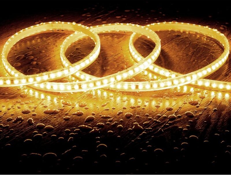 LED-Streifen Dimmbar 220V SMD2835 Ohne Gleichrichter 120LED/m 1000 lm/m Breite 12mm IP65 Schnitt alle 10cm nach Maß 2700...