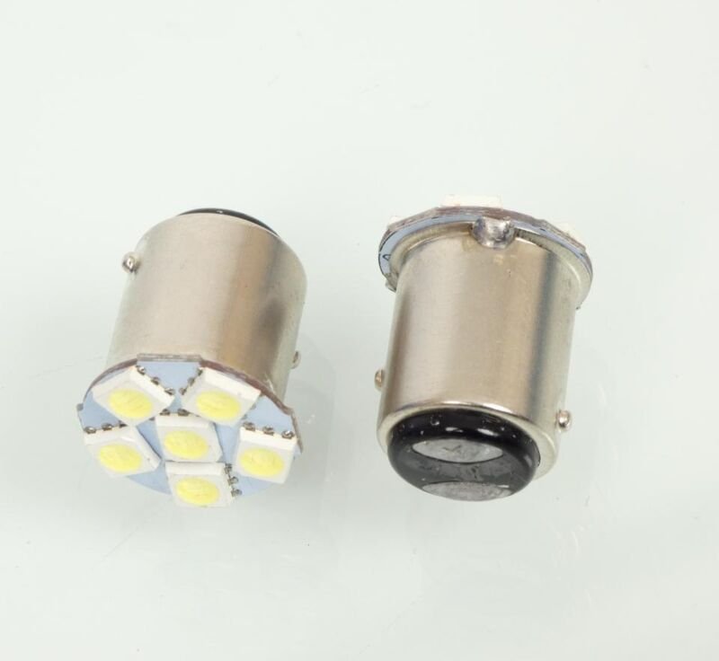 LED-Glühbirne Sifam für Auto 12 V 21/5 W Bay15d, neu