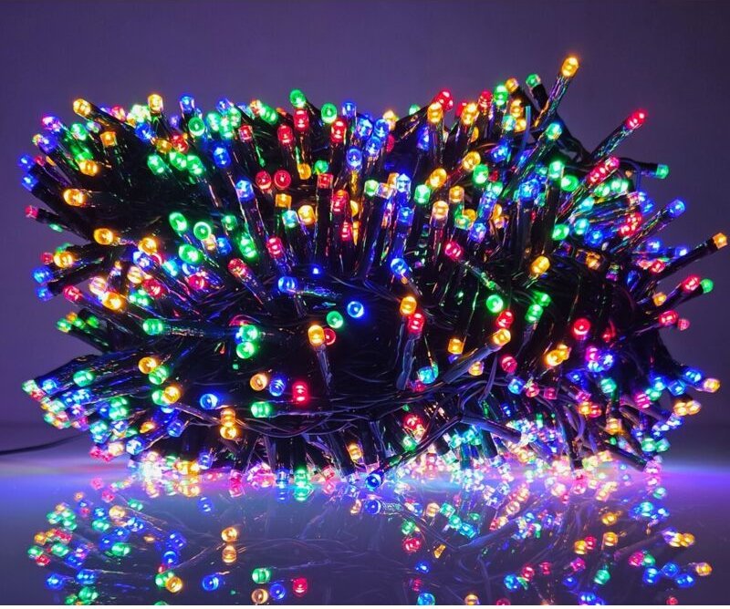 StarryLights 2000 LED-Weihnachtsbaumbeleuchtung in verschiedenen Farben