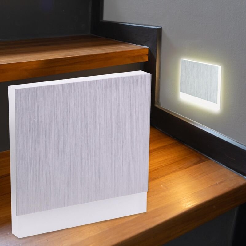 LED Treppenleuchte eckig Alu-gebürstet - Lichtfarbe: Warmweiß 1,5W - Lichtaustritt: Orbis