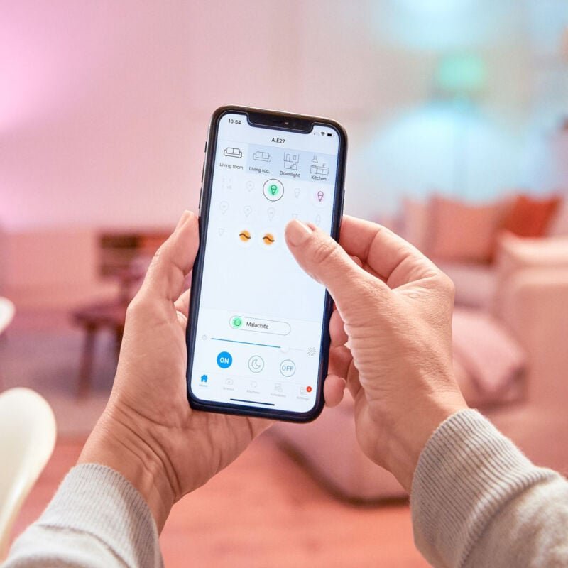 WIZ - 8718699787073 led eek f (a - g) E14 4.9 w = 40 w Warmweiß bis Kaltweiß app-gesteuert 1 St.