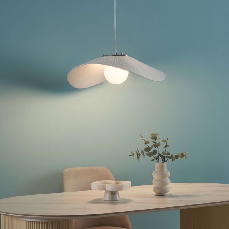 Große geschwungene Hängelampe aus Metall und weißem Stoff - Odalia