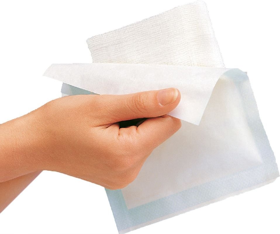 Gazin Mullkomp.7,5x7,5 cm unsteril 8fach Op 100 St Kompressen