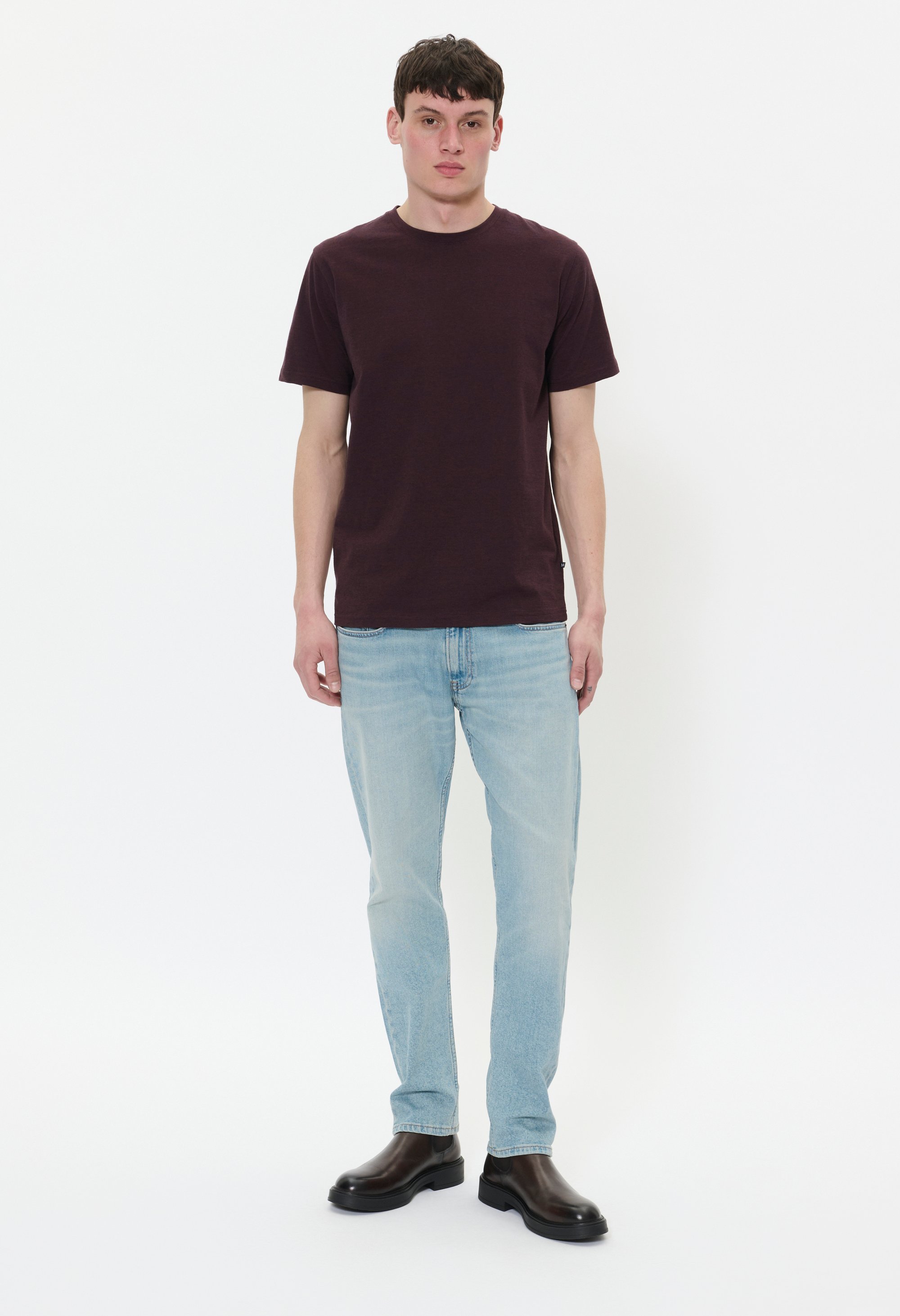 T-shirt Jermane Gerade Passform brown