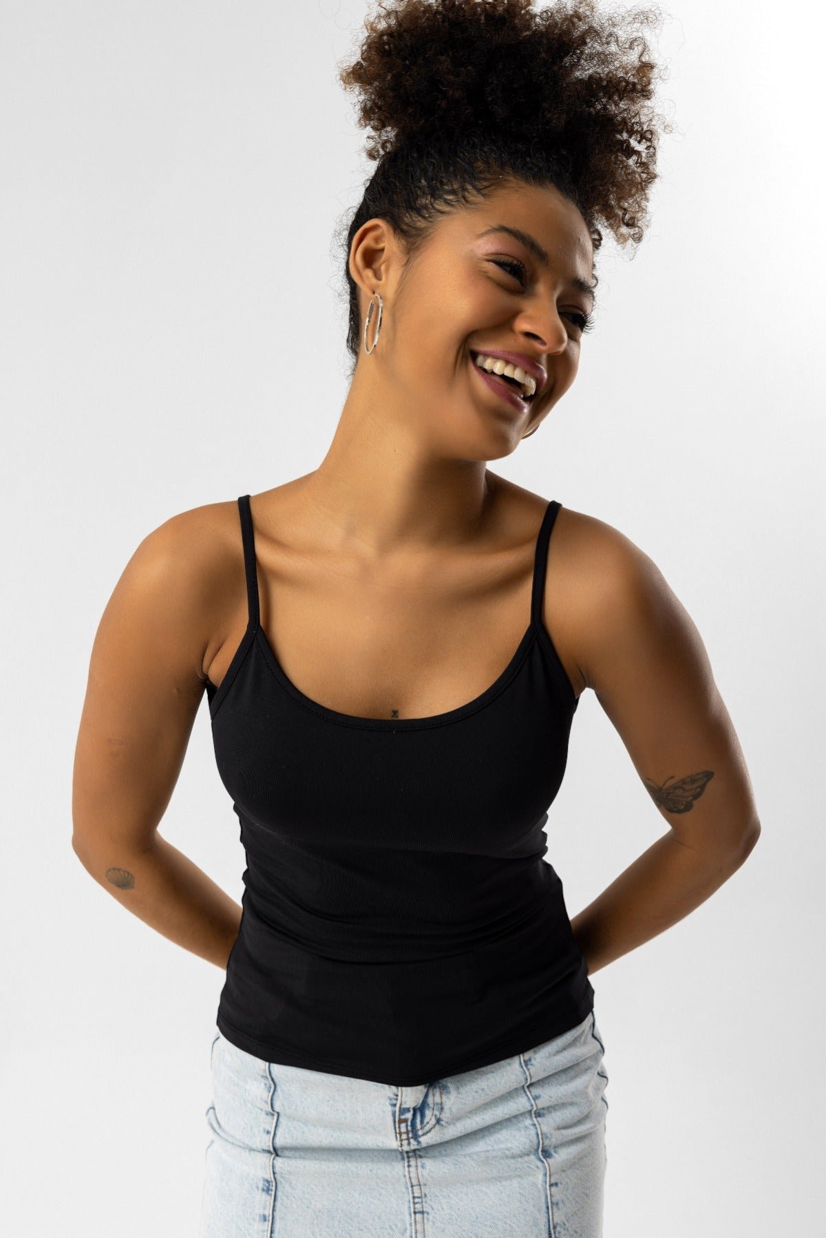 Stretch-Top mit dünnen Trägern