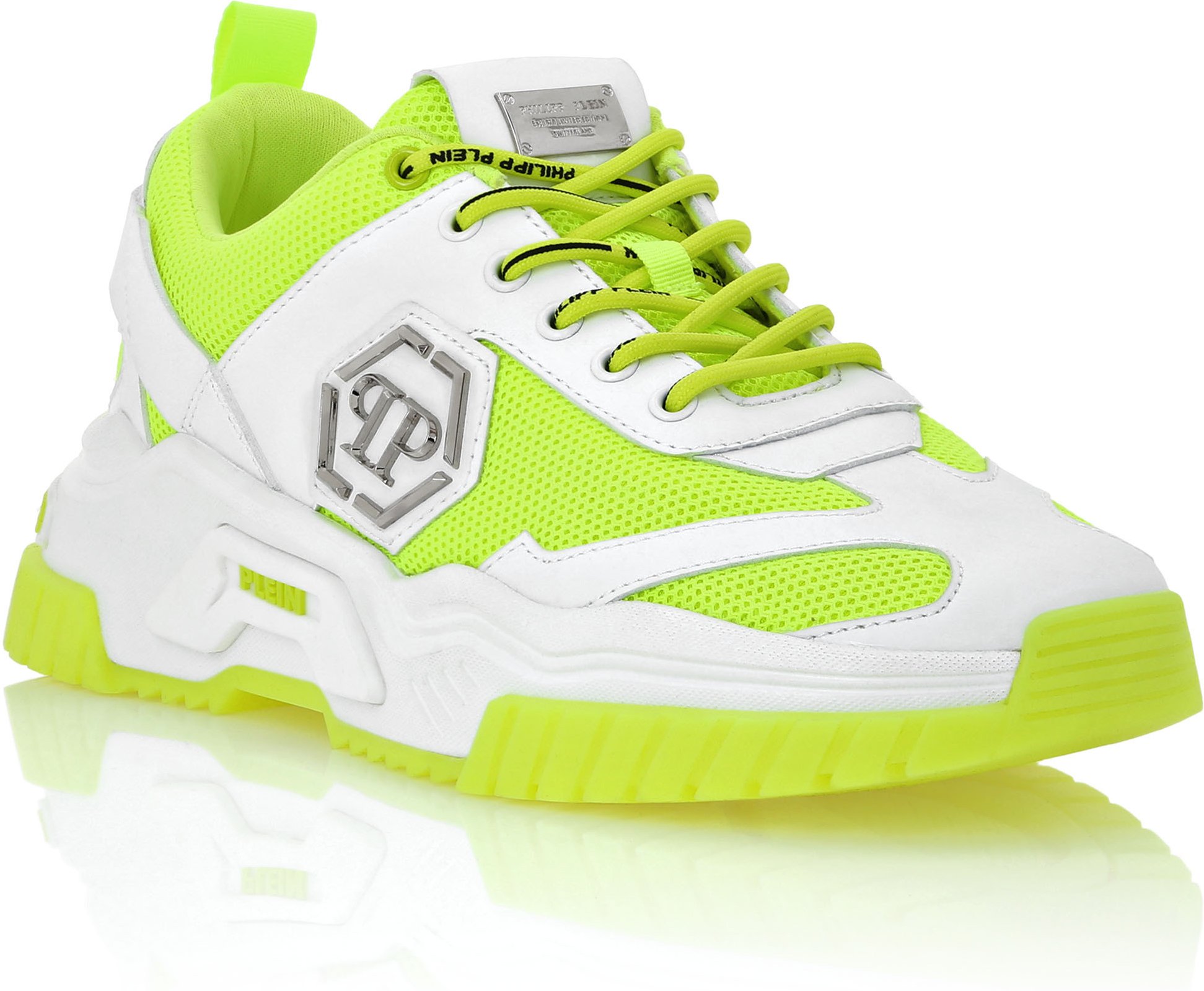 Thumbnail - Sneaker Predator