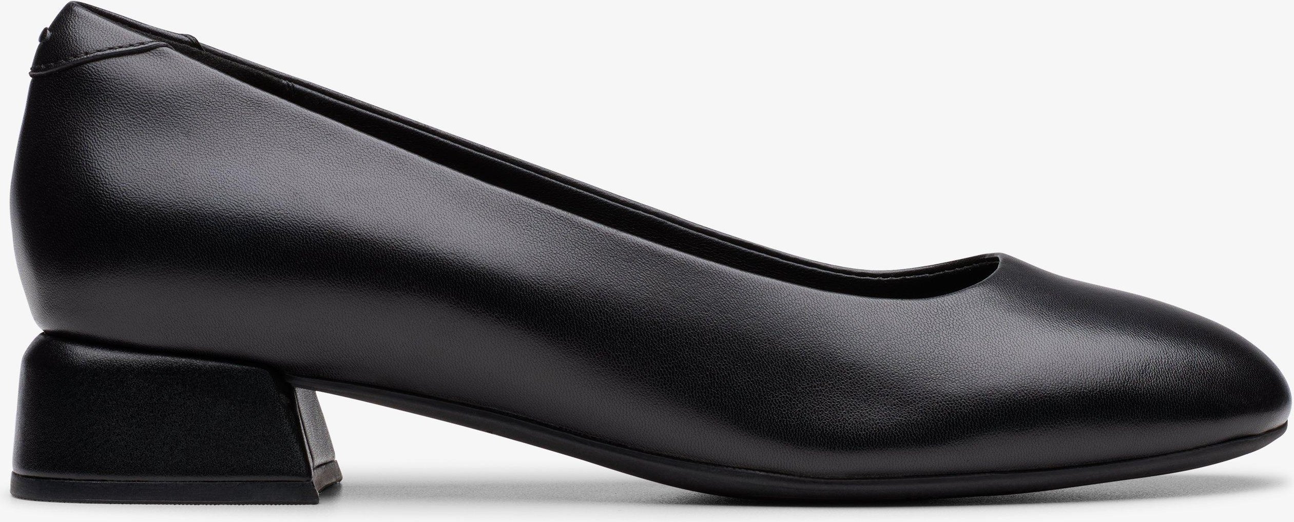 Daiss30 Schritt Schwarze Lederschuhe