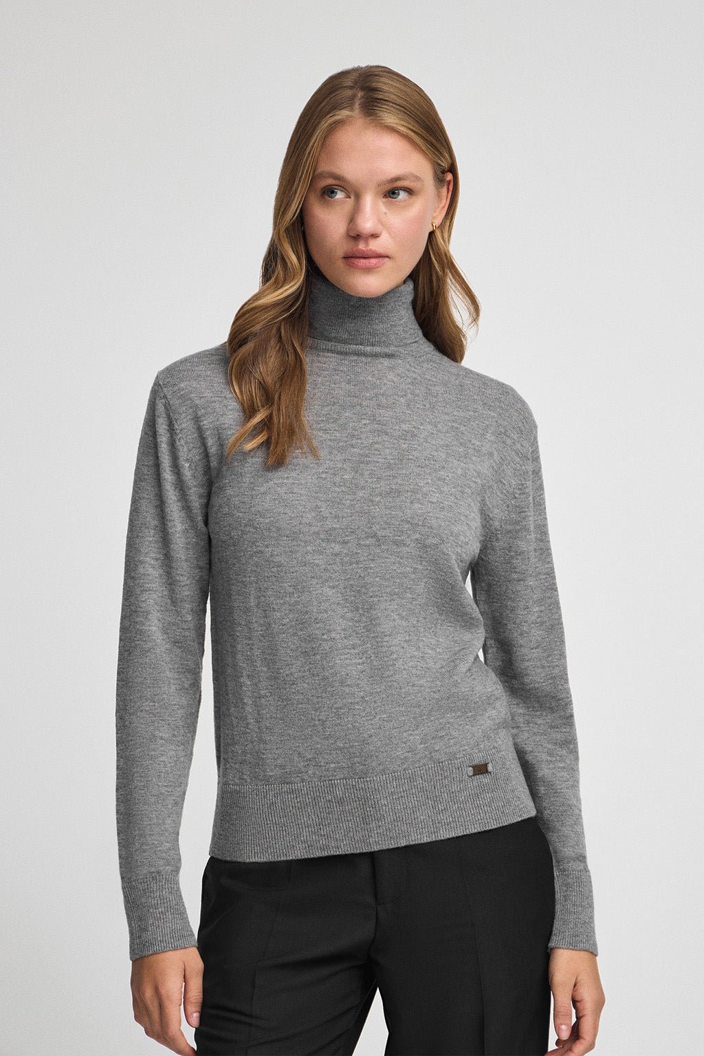 Rollkragenpullover aus Merinowolle grau meliert im Slim Fit