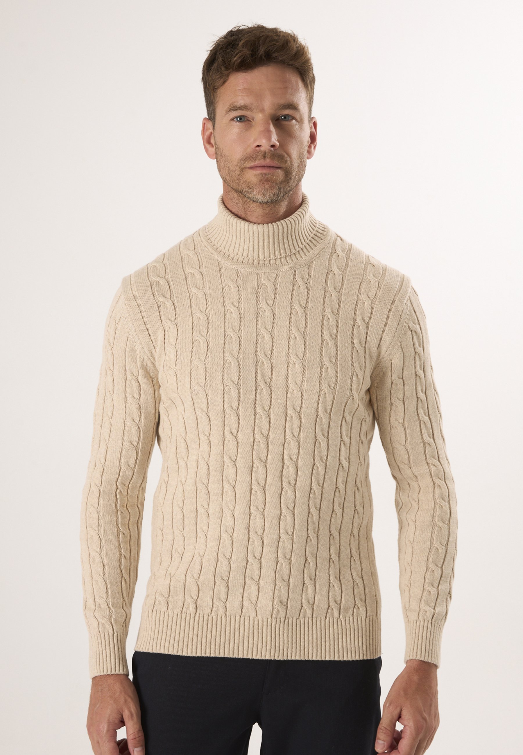 Thumbnail - Pullover Rollkragenpullover Aus Kabelstrick