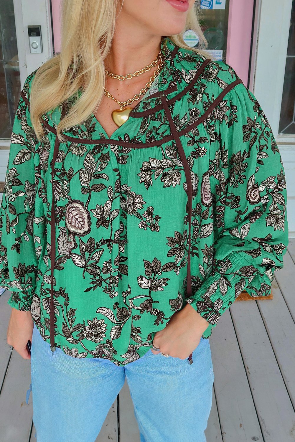 Bluse mit Blumenmuster und langen Ärmeln