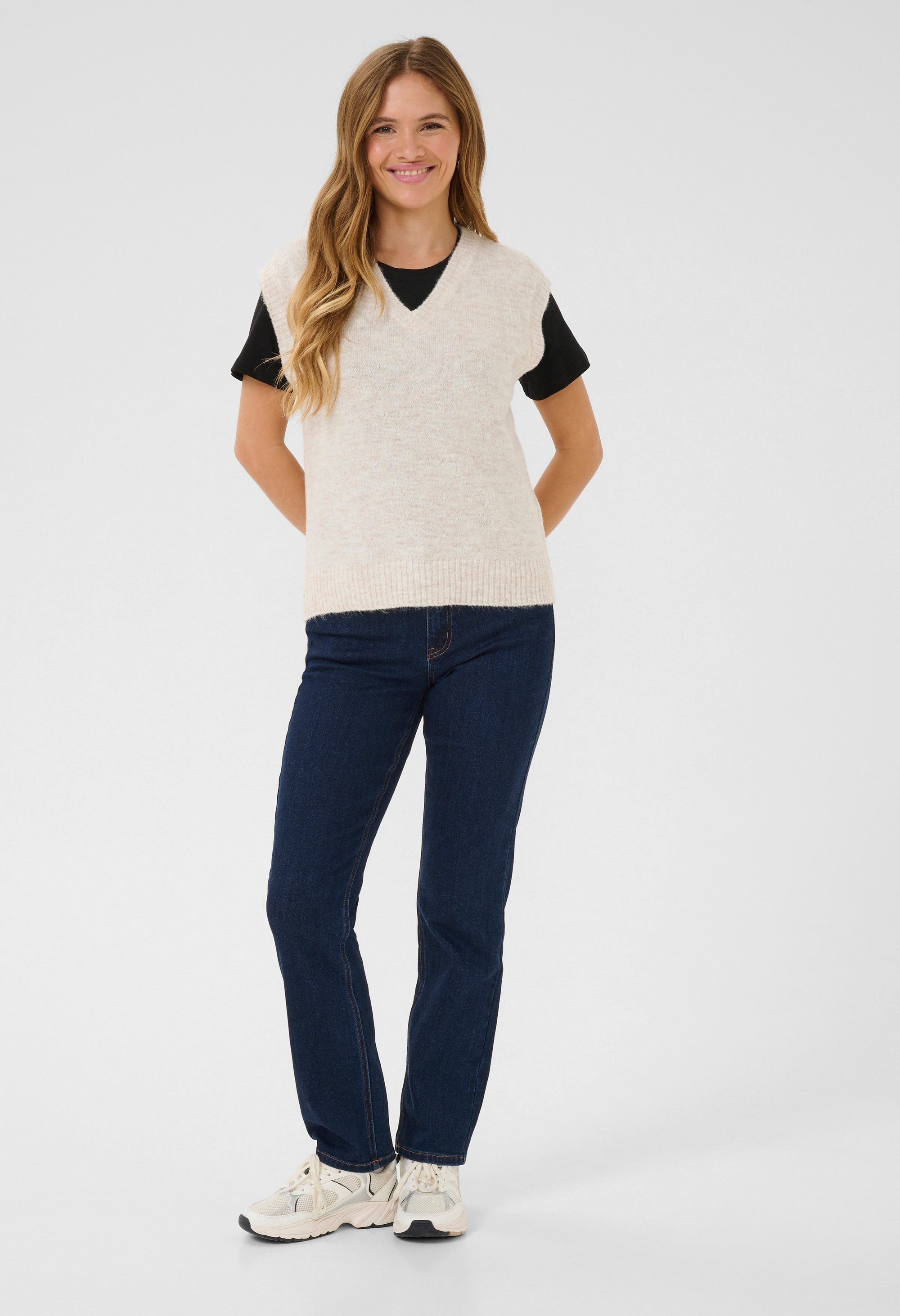 Thumbnail - Stricktunika Regular fit beige
