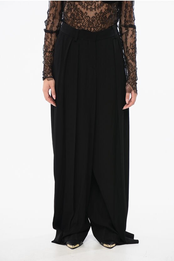 Doppelt plissierte Viskose-Crêpe-Hose in Schwarz