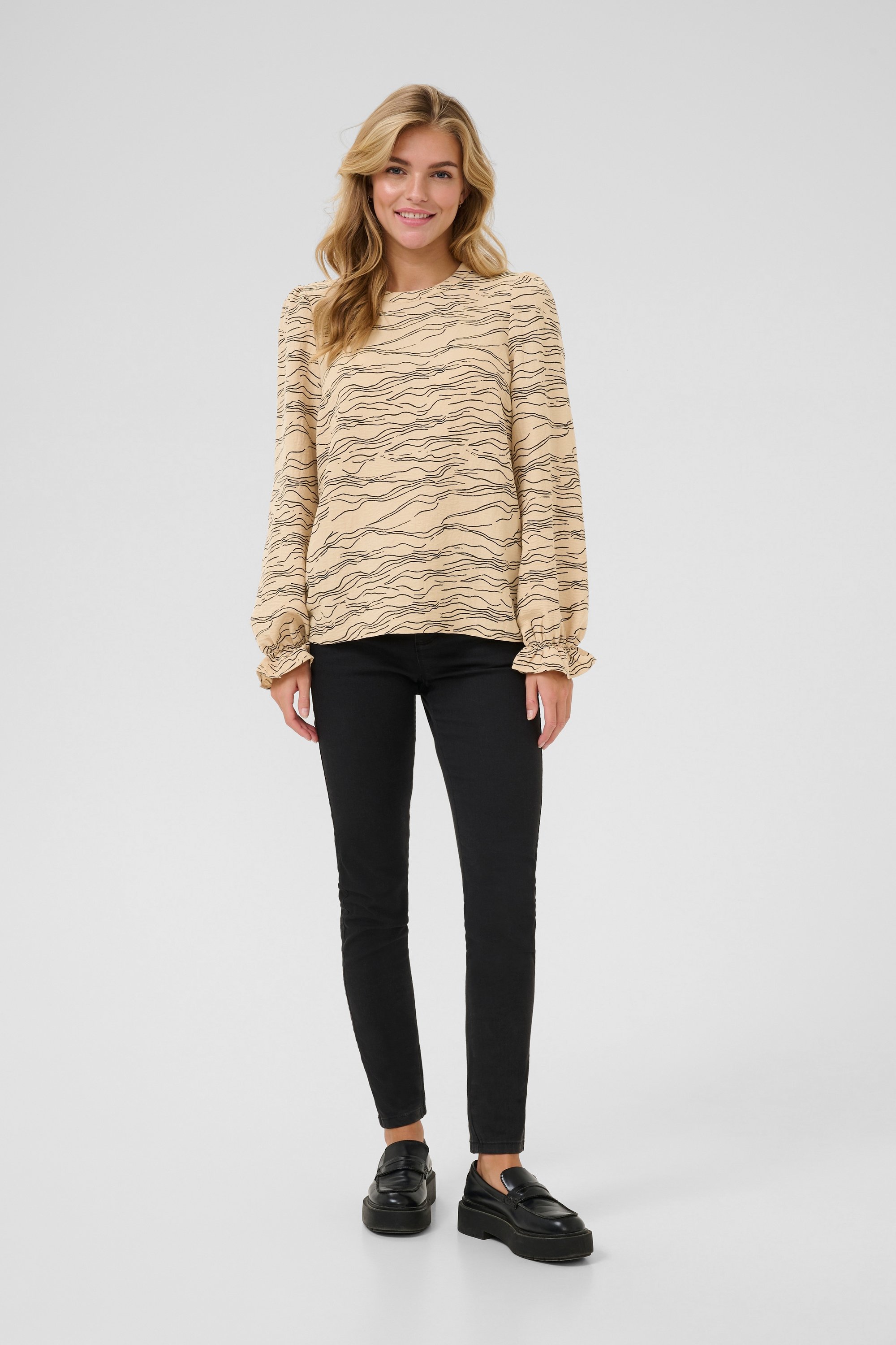 Langarm-Bluse Regular fit Nomad w. Black Deep graphic beige