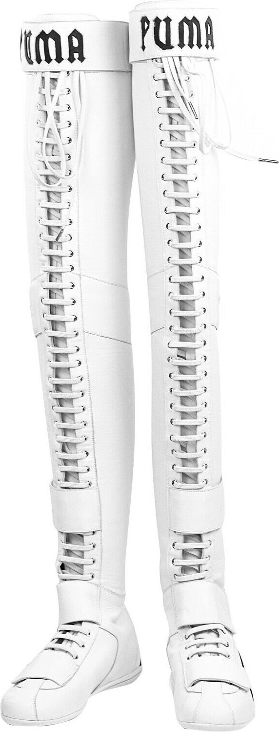 Puma x Fenty über den Kniestiefeln - Frauen