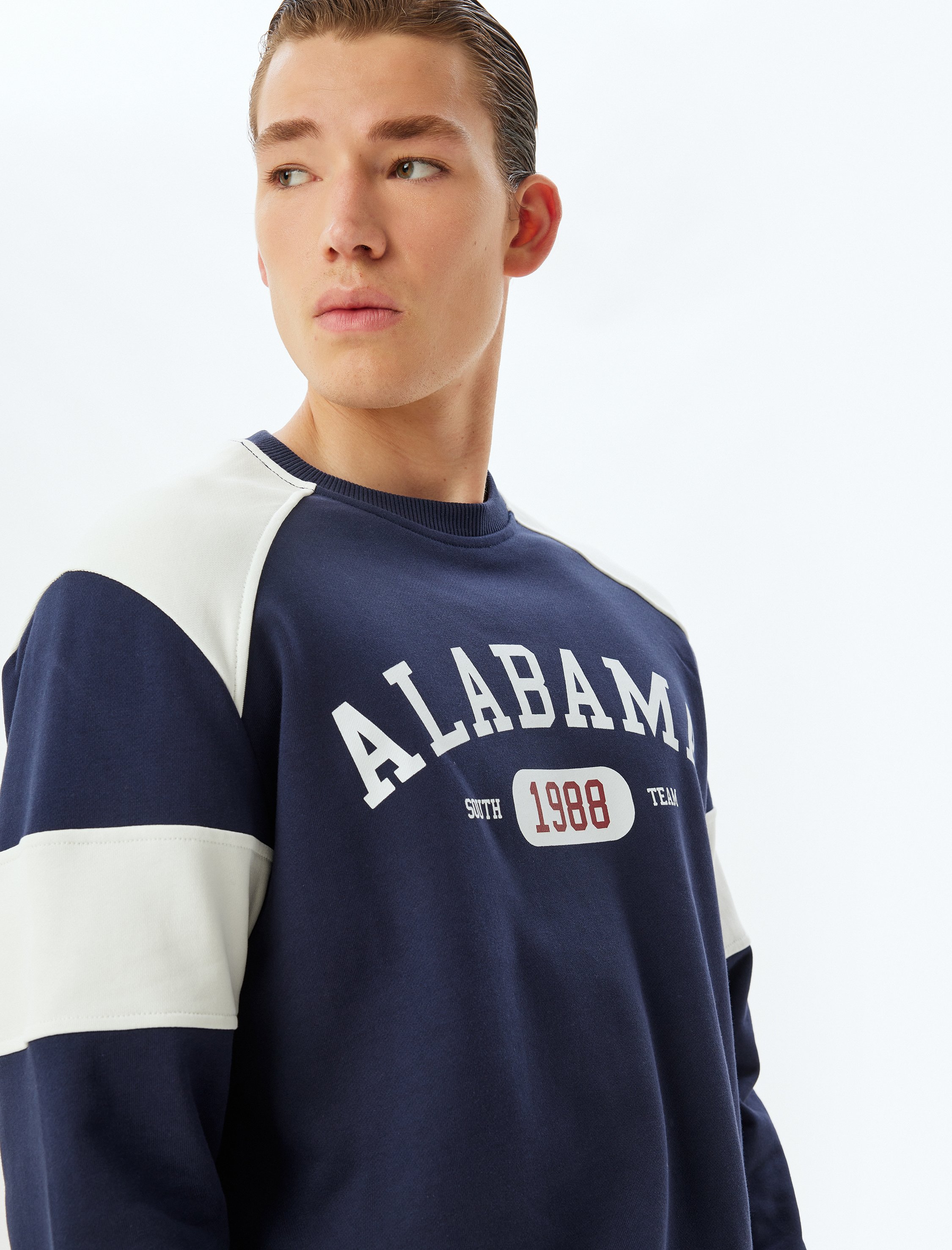 Thumbnail - Koton Sweatshirt Rundhalsausschnitt Mit Farbblock Sweatshirt