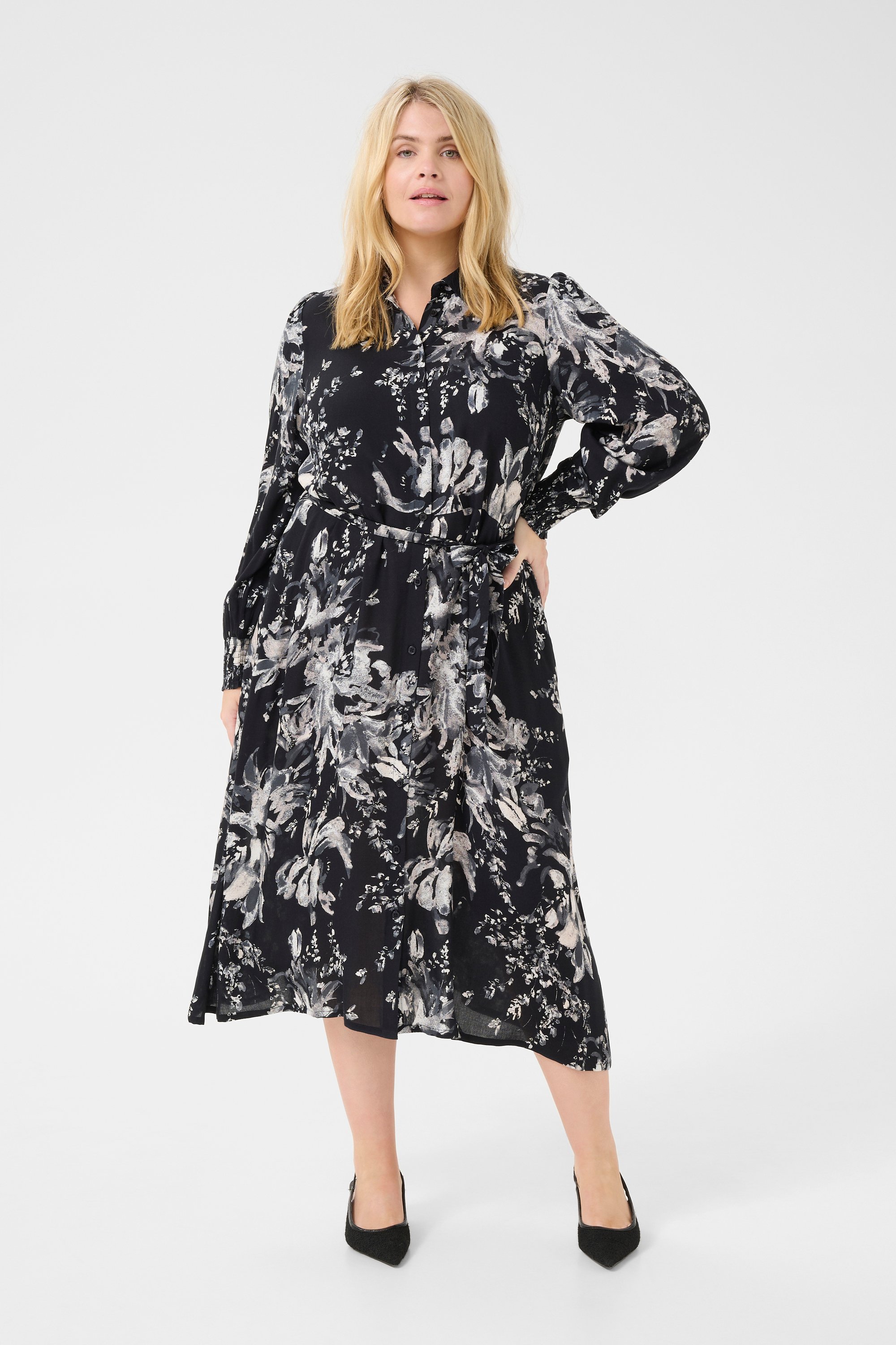 Kleid Regular fit black multi