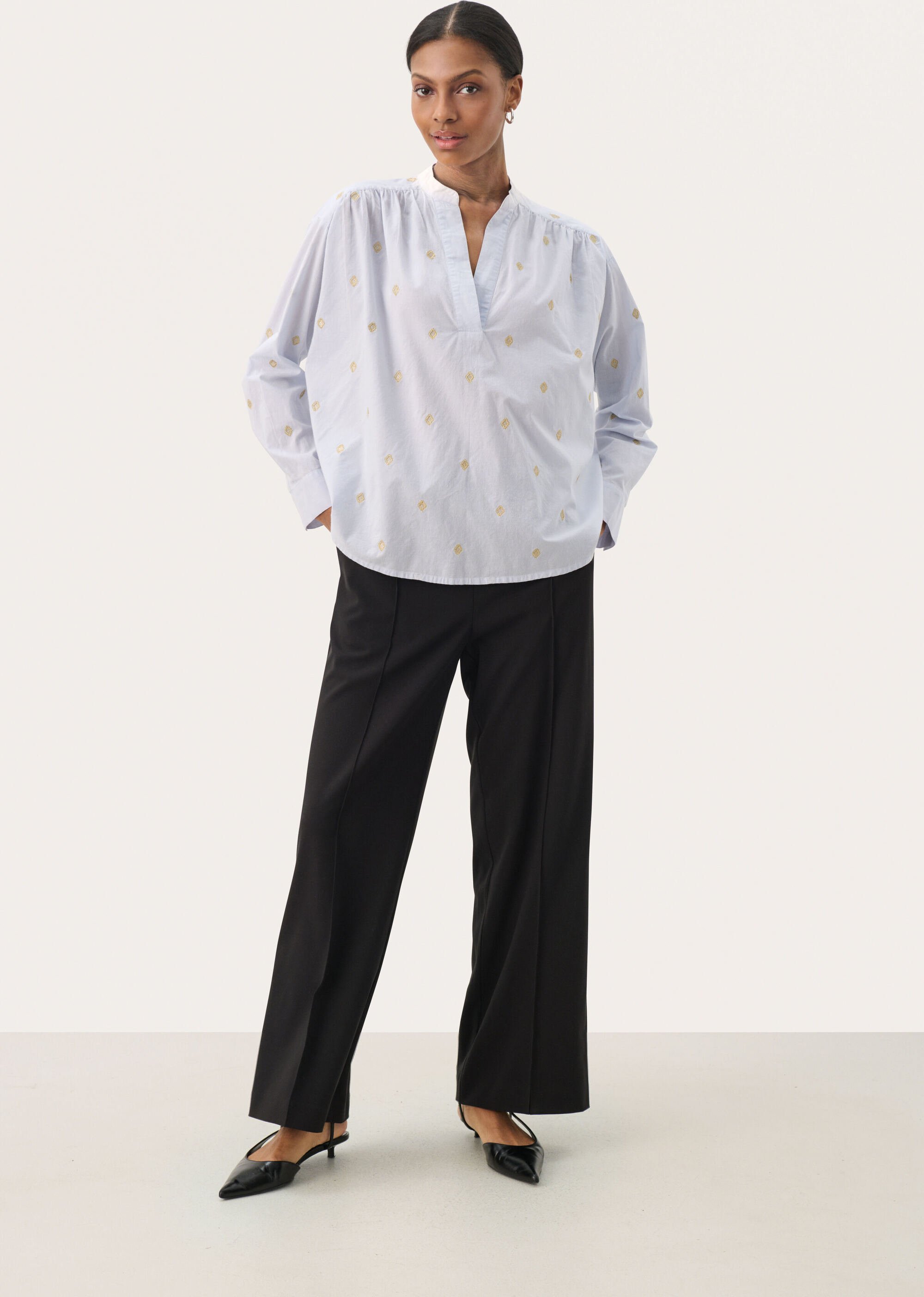 Langarm-Bluse Oversize fit Heather Gold Embroidery light blue