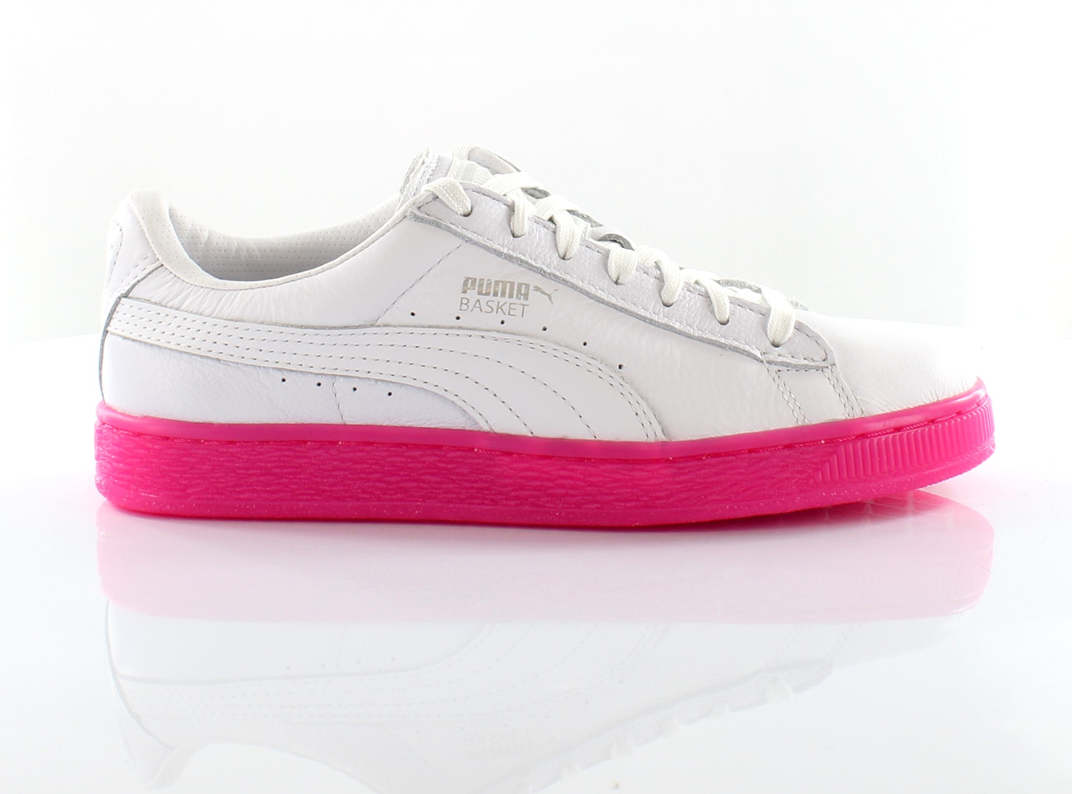 Puma Basket Classic Mono Ice Ref White Leder Womens Trainer 363117 01