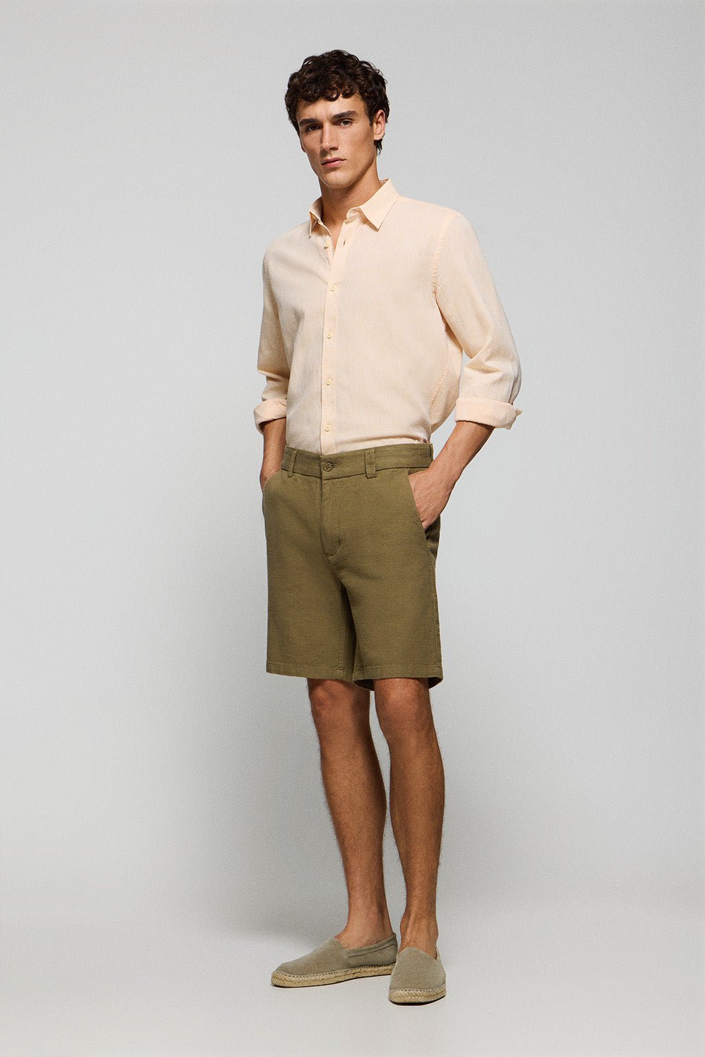 Thumbnail - Kurze Hose Bali aus Baumwollleinen khaki mit Polo Club Details