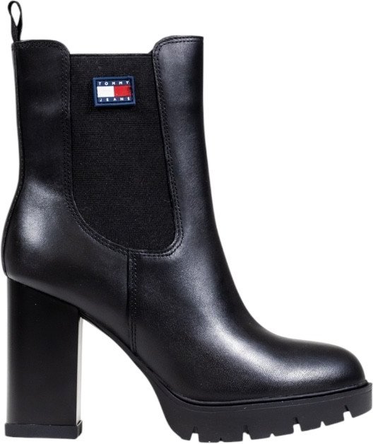 Lugsohlen-Stiefeletten mit Absatz