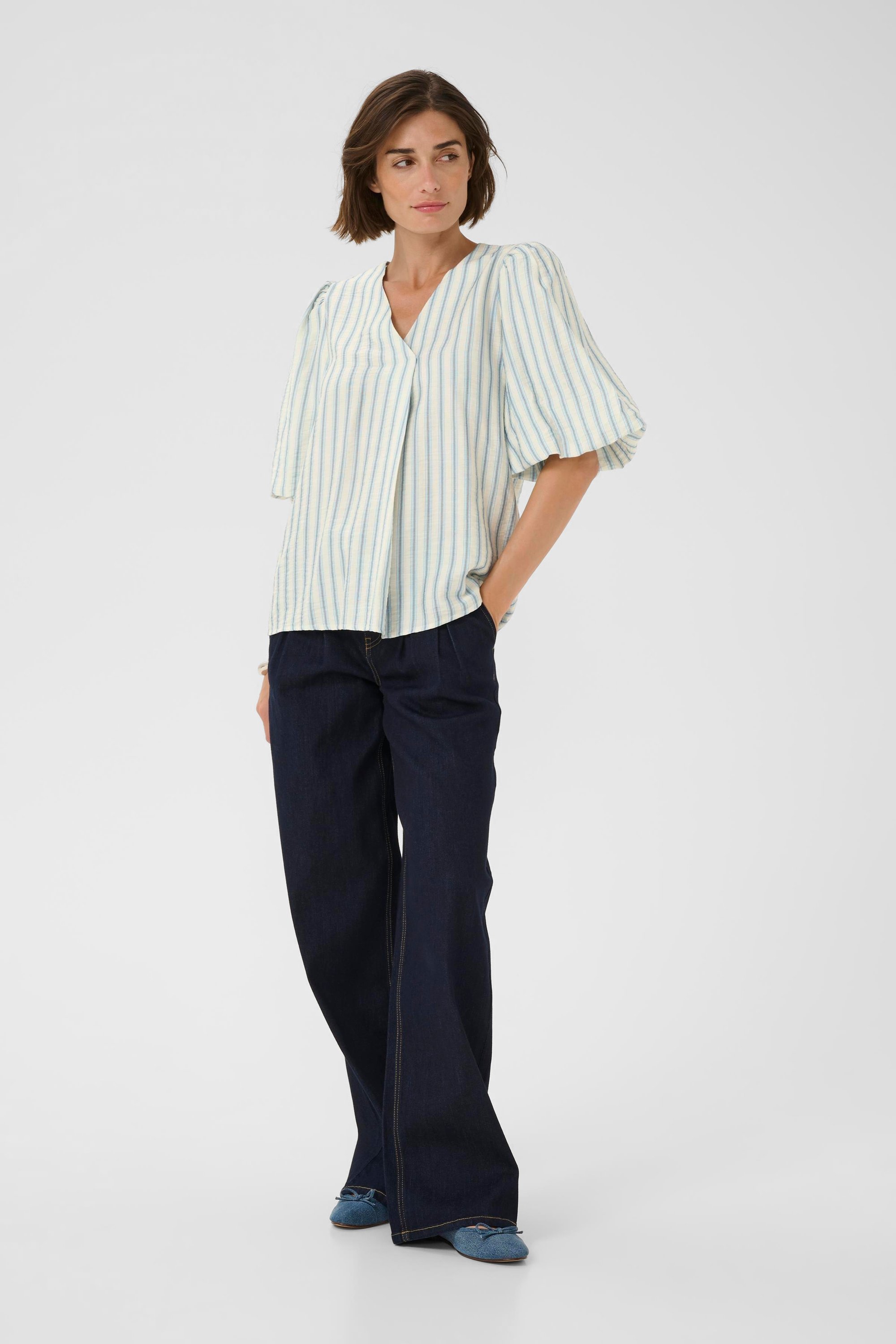 Kurzarm-Bluse CUantomine Kurzarm-Bluse Feminine