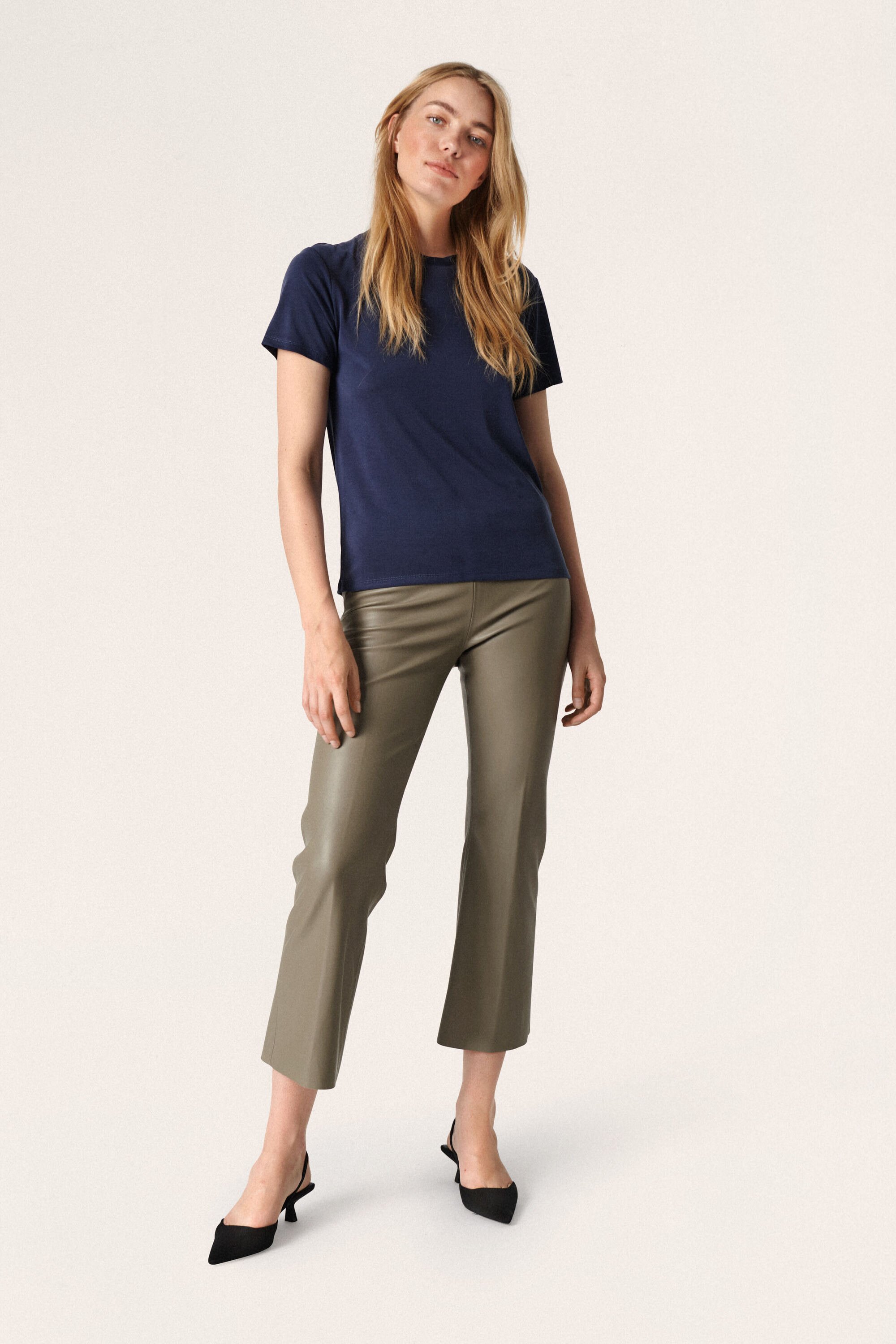 T-shirt Gerade Passform navy blue