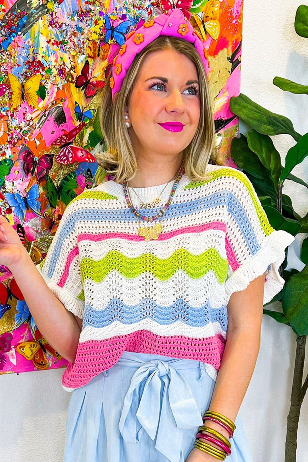 Regenbogenwellen-Strickpullover