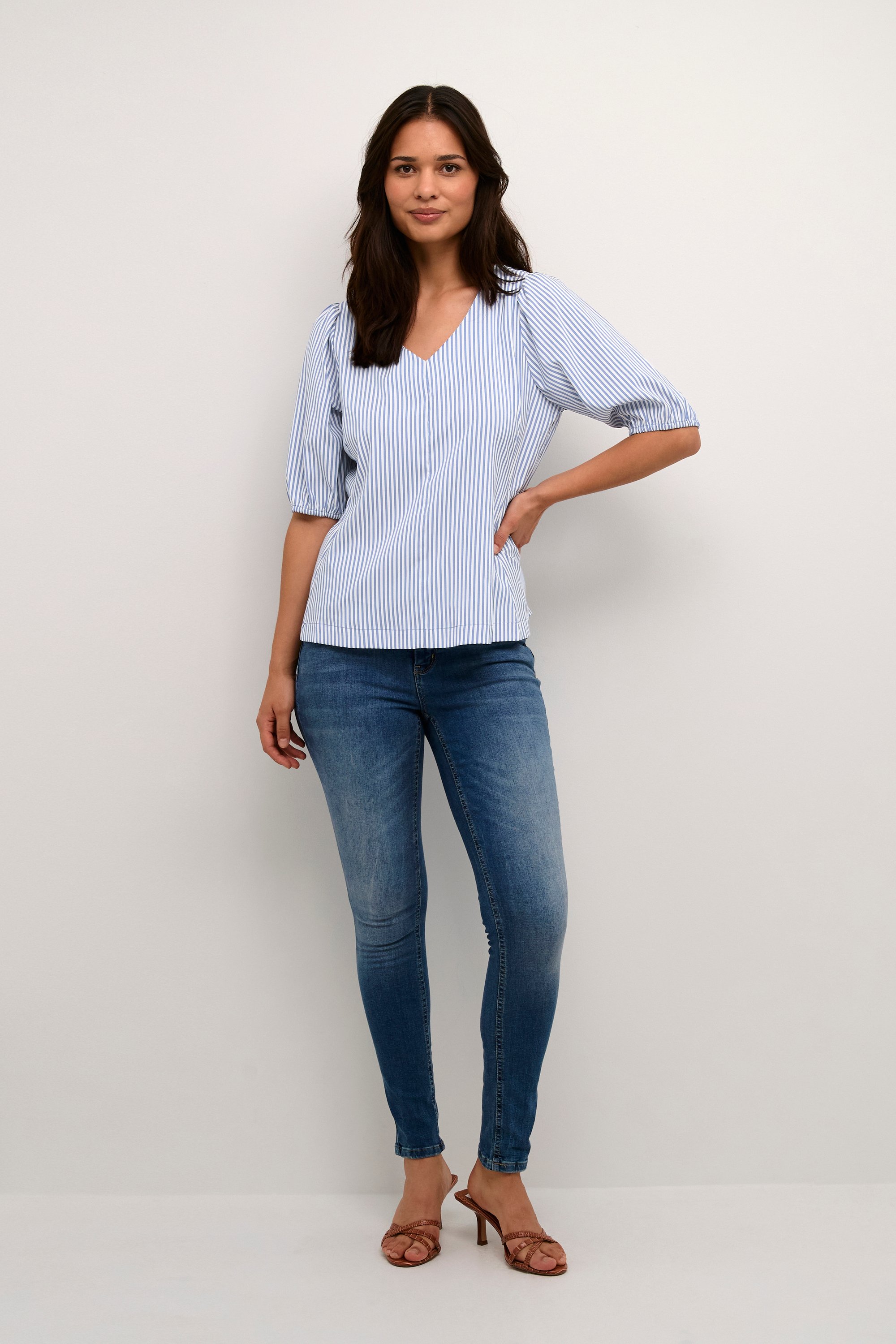 Thumbnail - Kurzarm-Bluse Casual fit Mazarine Blue white