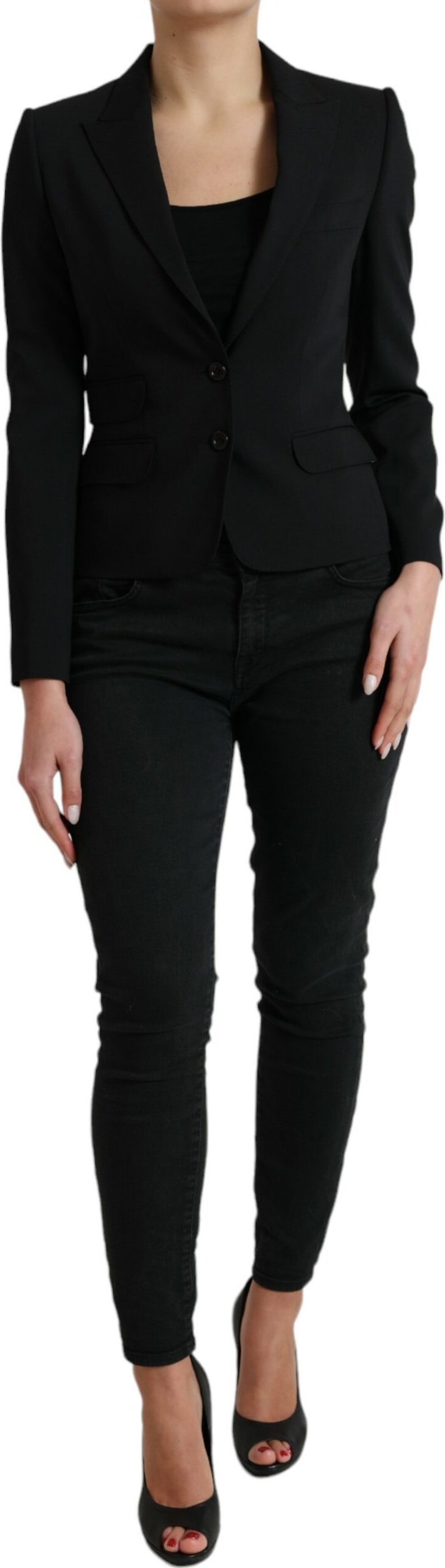 Schwarzer Blazer im professionellen Stil