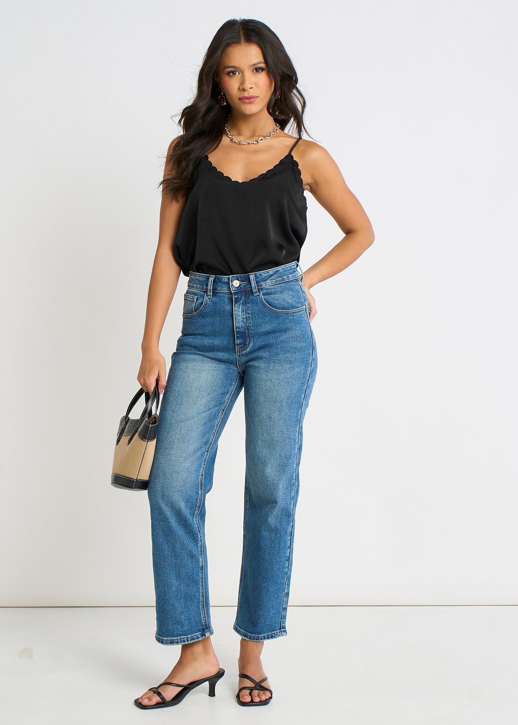 Schwarzes Air Flow Shirt in Übergröße