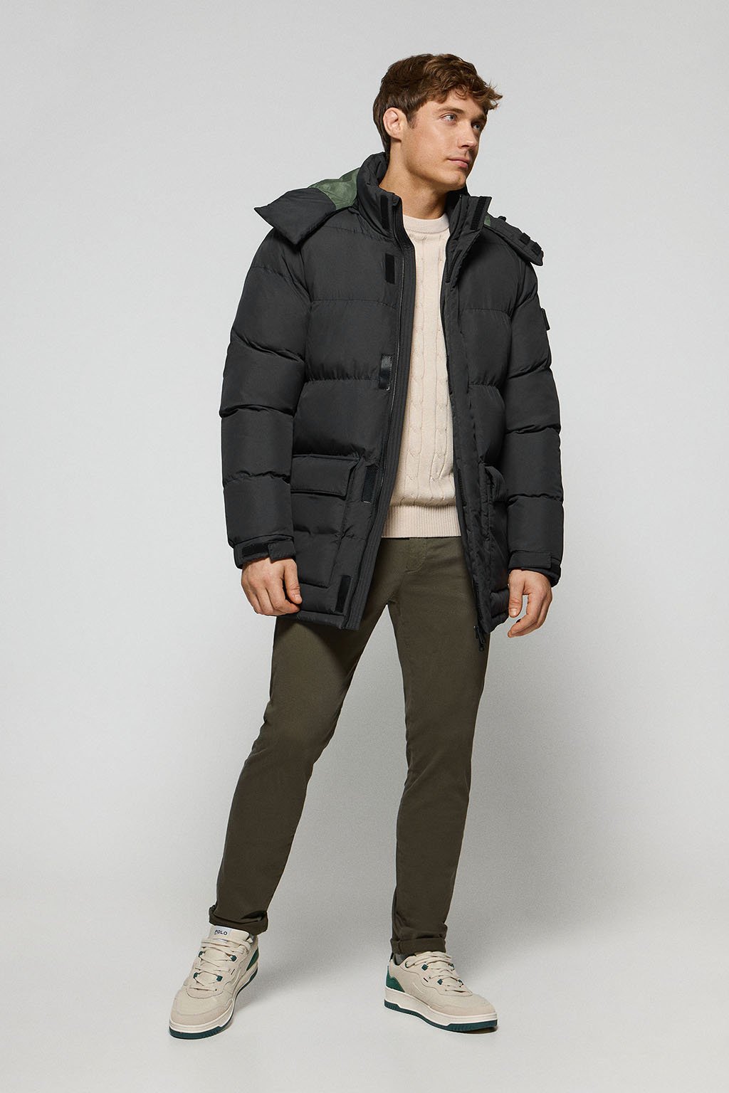 Jacke Midtown schwarz mit abnehmbarer Kapuze und Polo Club Details