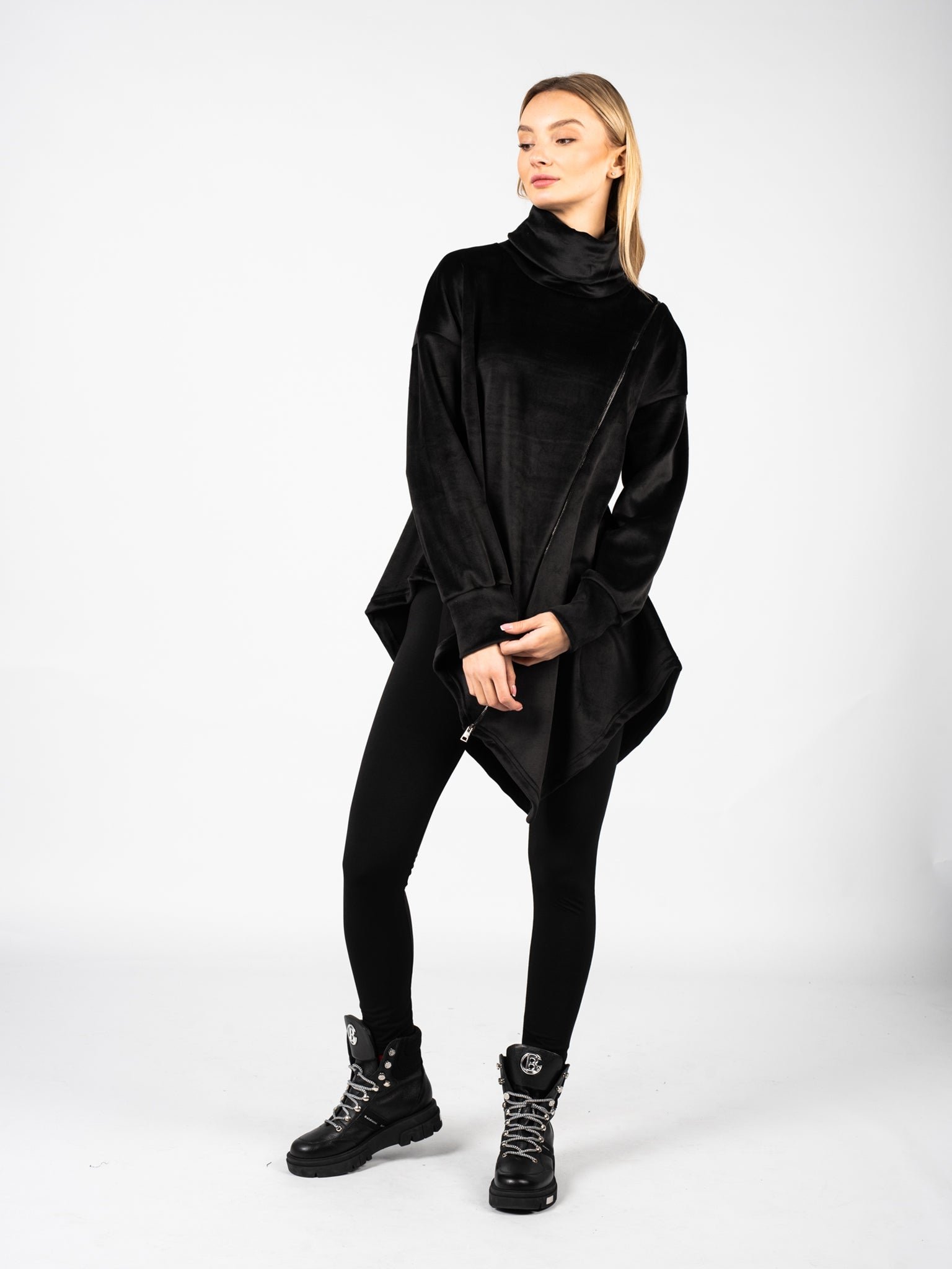 La Haine Inside Us Pullover LW618 Damen schwarz