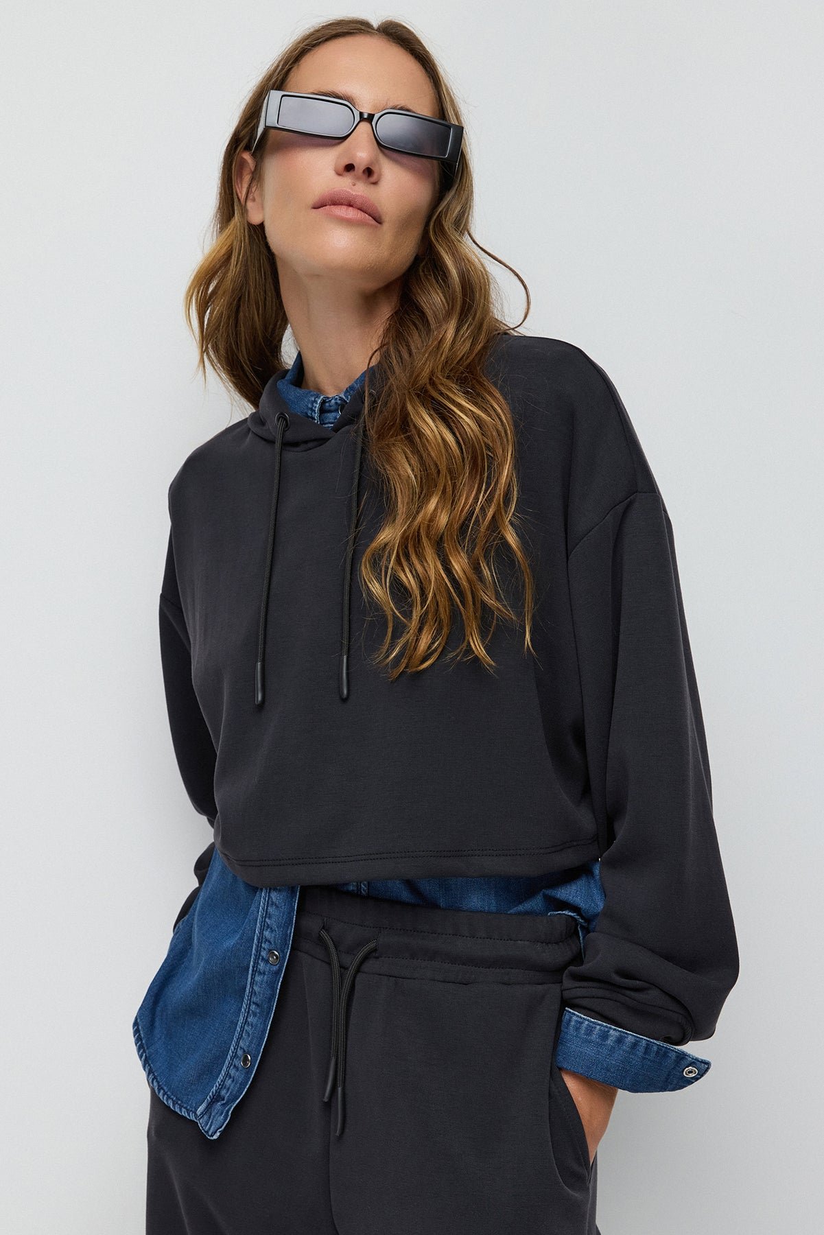 Weiches Kapuzen-Crop-Sweatshirt