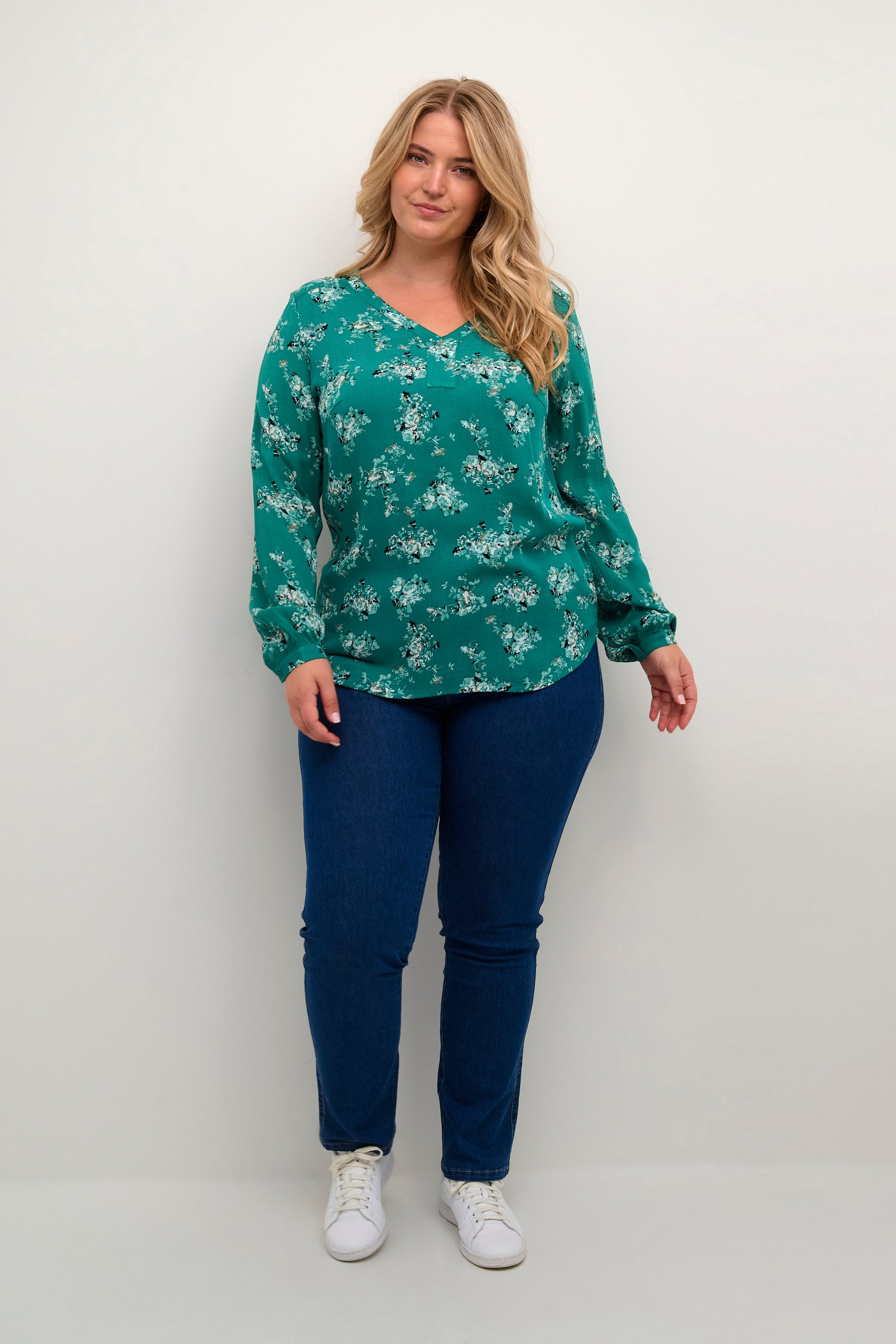 Thumbnail - Langarm-Bluse Regular fit Green Detailed Flower Print floral