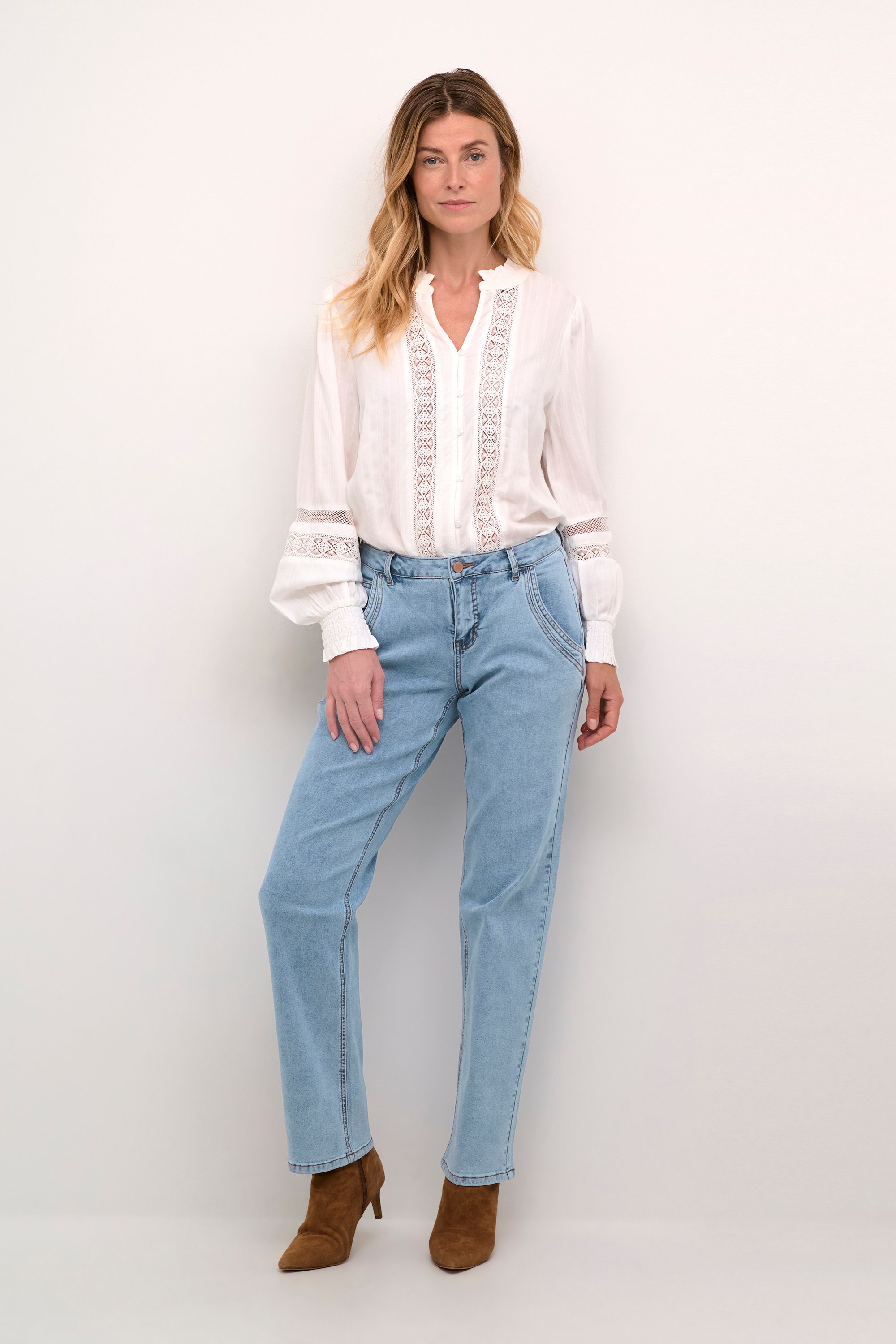 Jeans Curved fit light blue