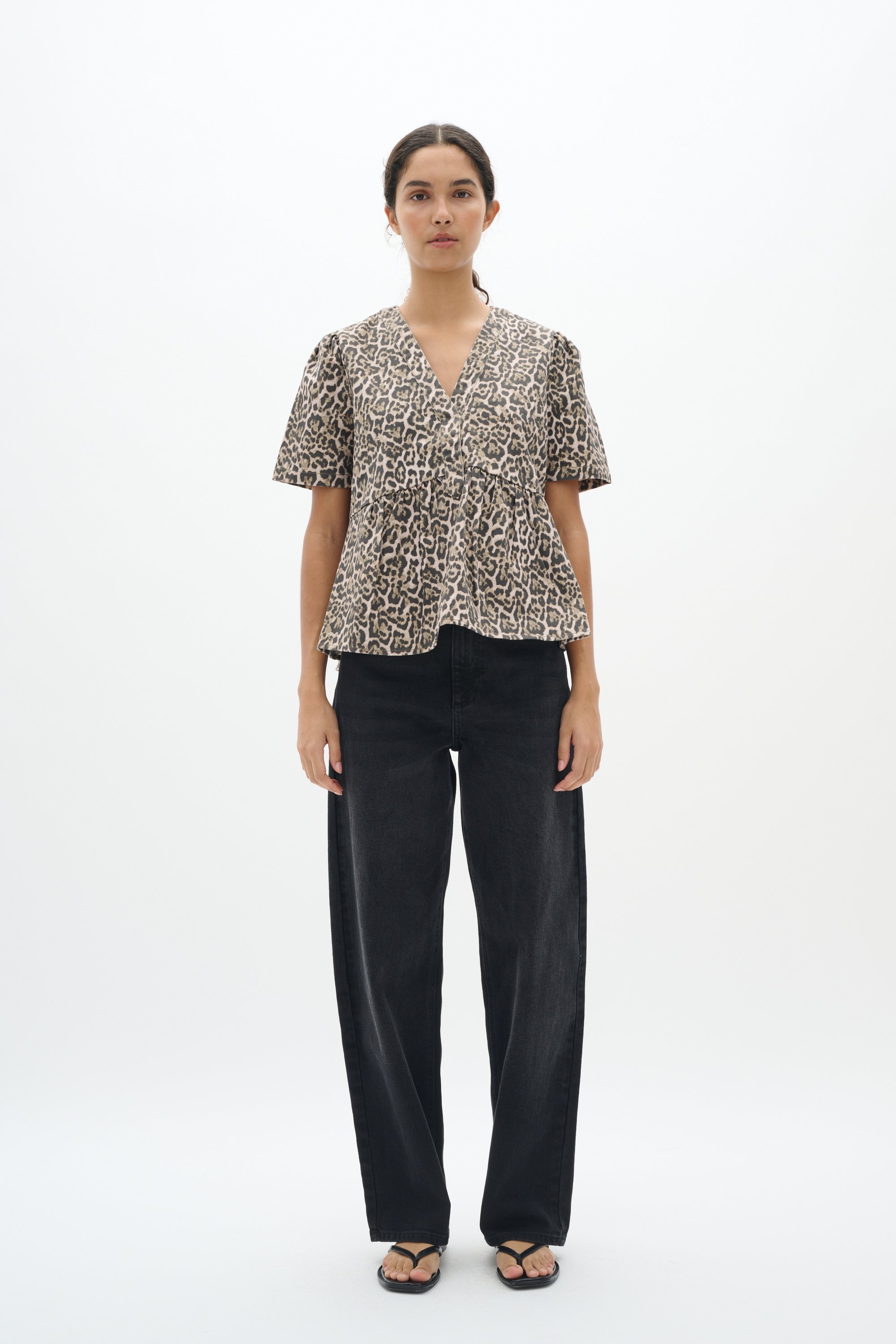 Thumbnail - Kurzarm-Bluse Gerade Passform Classic Leopard