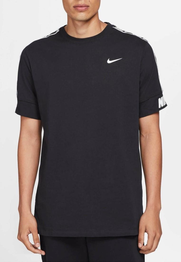Thumbnail - Nike Herren Repeat T Shirt in Schwarz / Weiß