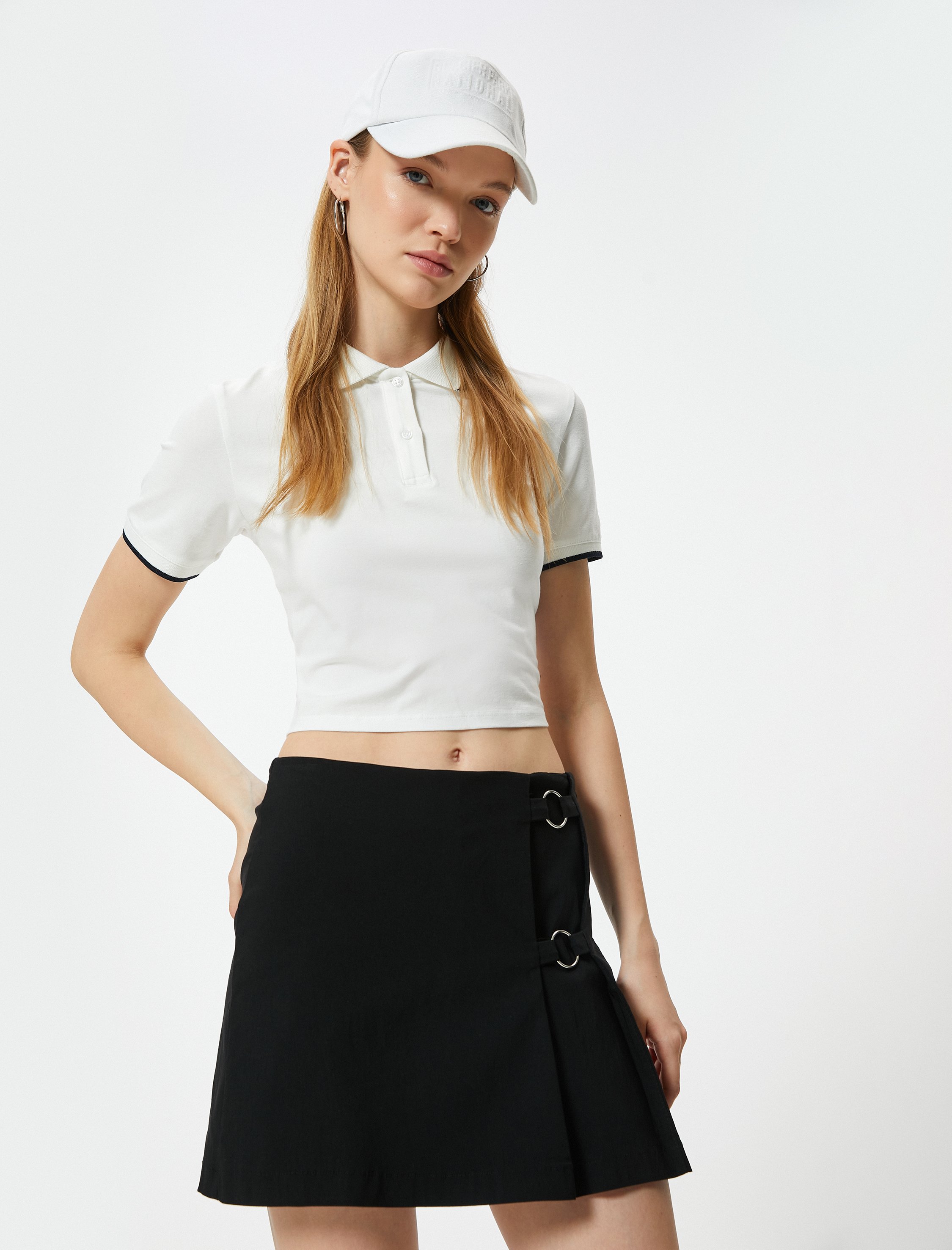 Koton Hosenrock Mini Länge Normale Leibhöhe Hosenrock