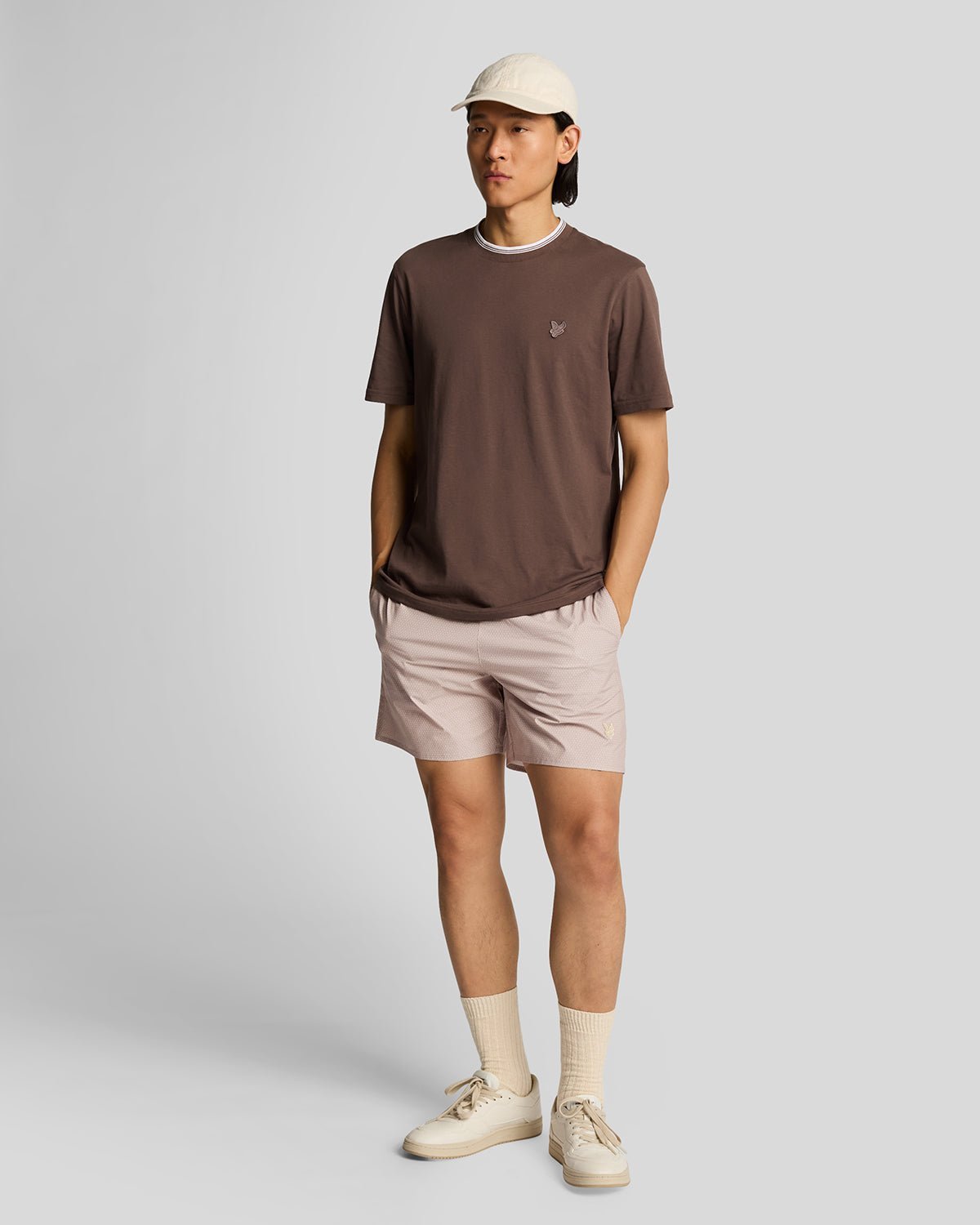 Lyle & Scott Geo-Muster Bedruckte Badeshorts - Stealth Braun