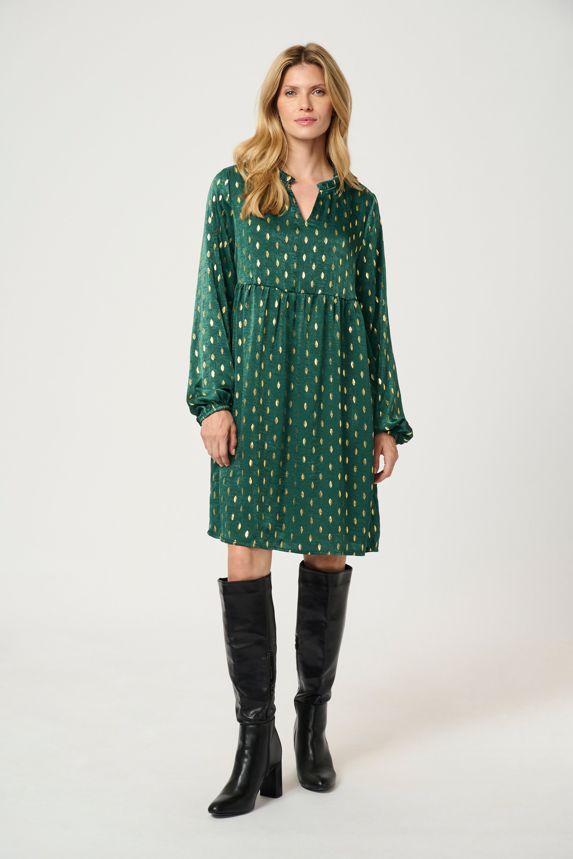 Kleid Regular fit green