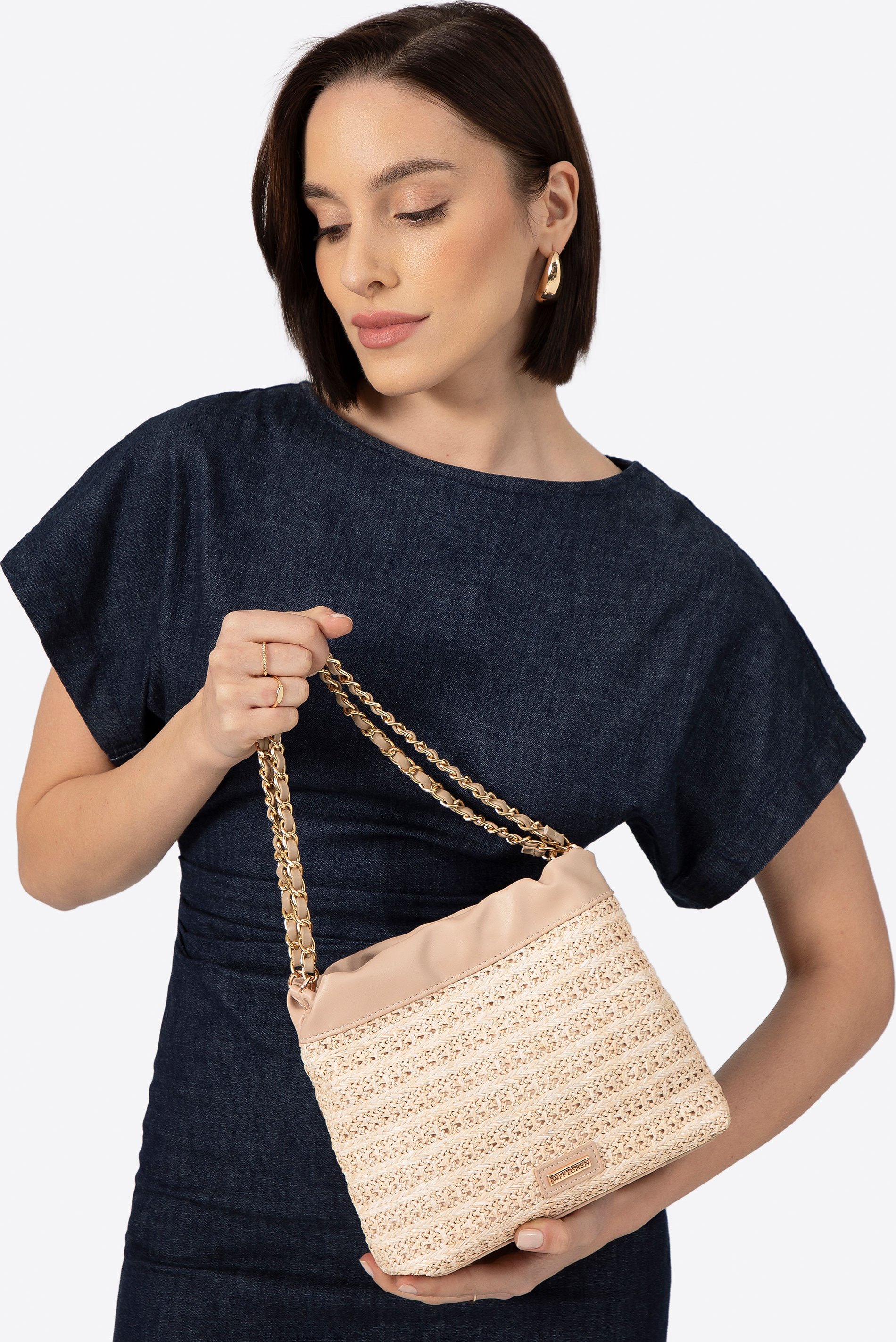 Wittchen Damen-Umhängetasche aus gewebtem Material mit Ketten, Beige