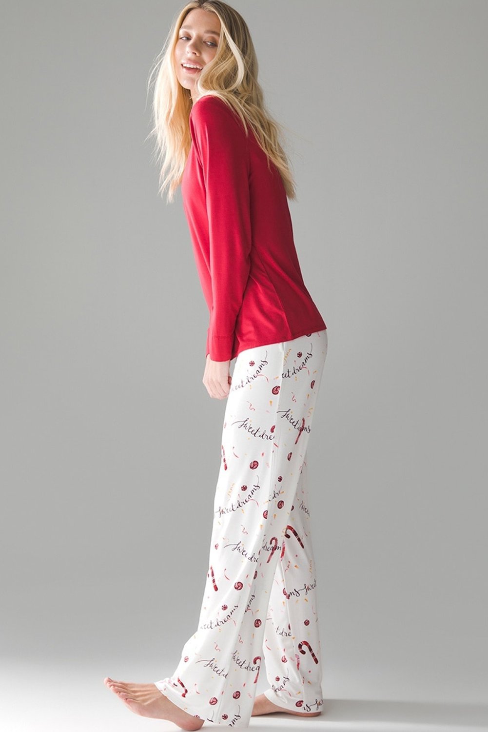 Thumbnail - Rotes Oberteil mit solider Farbe und Weihnachts-Hose, Zwei-Teilige Lounge-Set