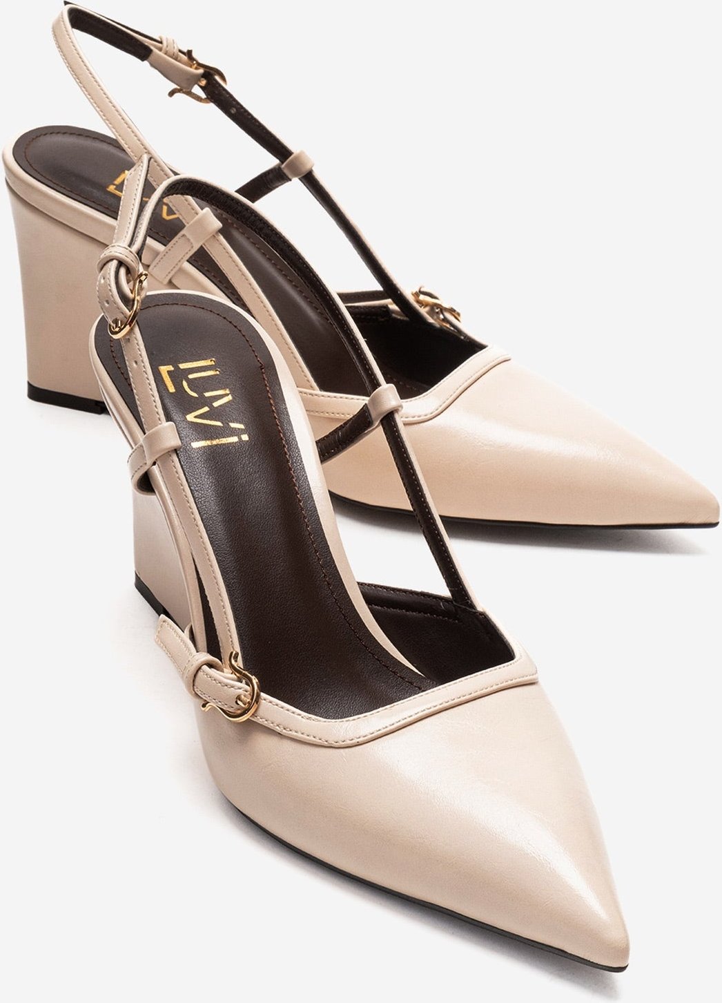 Celia Spitzer Zehenbereich Keilabsatz Pumps (Damen)