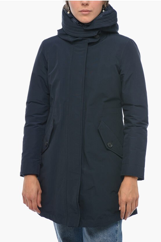 Einfarbige Daunenjacke mit herausnehmbarem Innenfutter in Blau