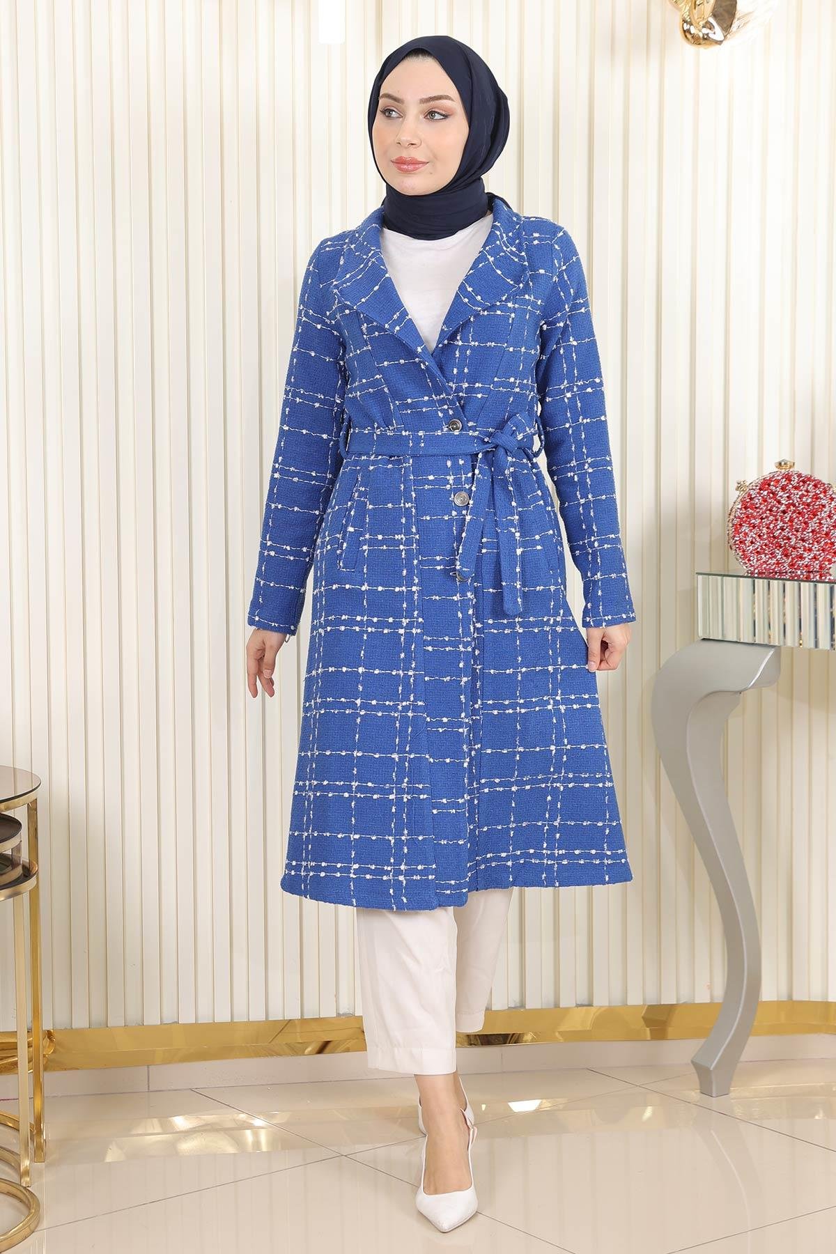 Knopf Detail Wollmantel