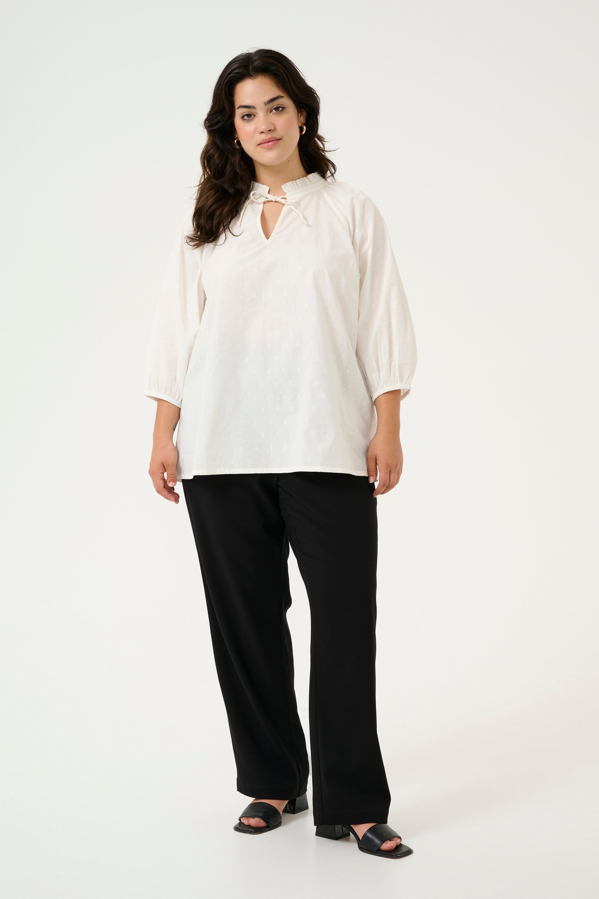 Langarm-Bluse Regular fit Chalk Flower Embroidery floral