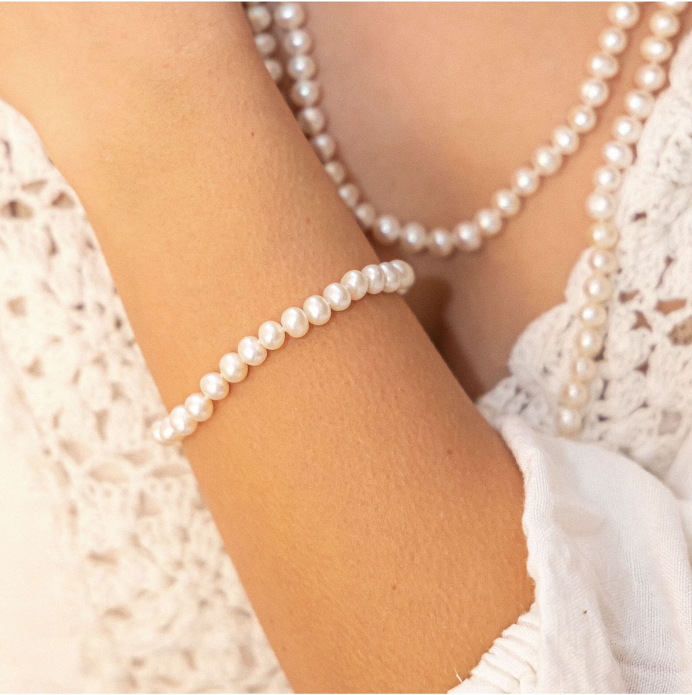 Zeeme Pearls Armband Silber 925 rhodiniert mit weißen Perlen 6mm