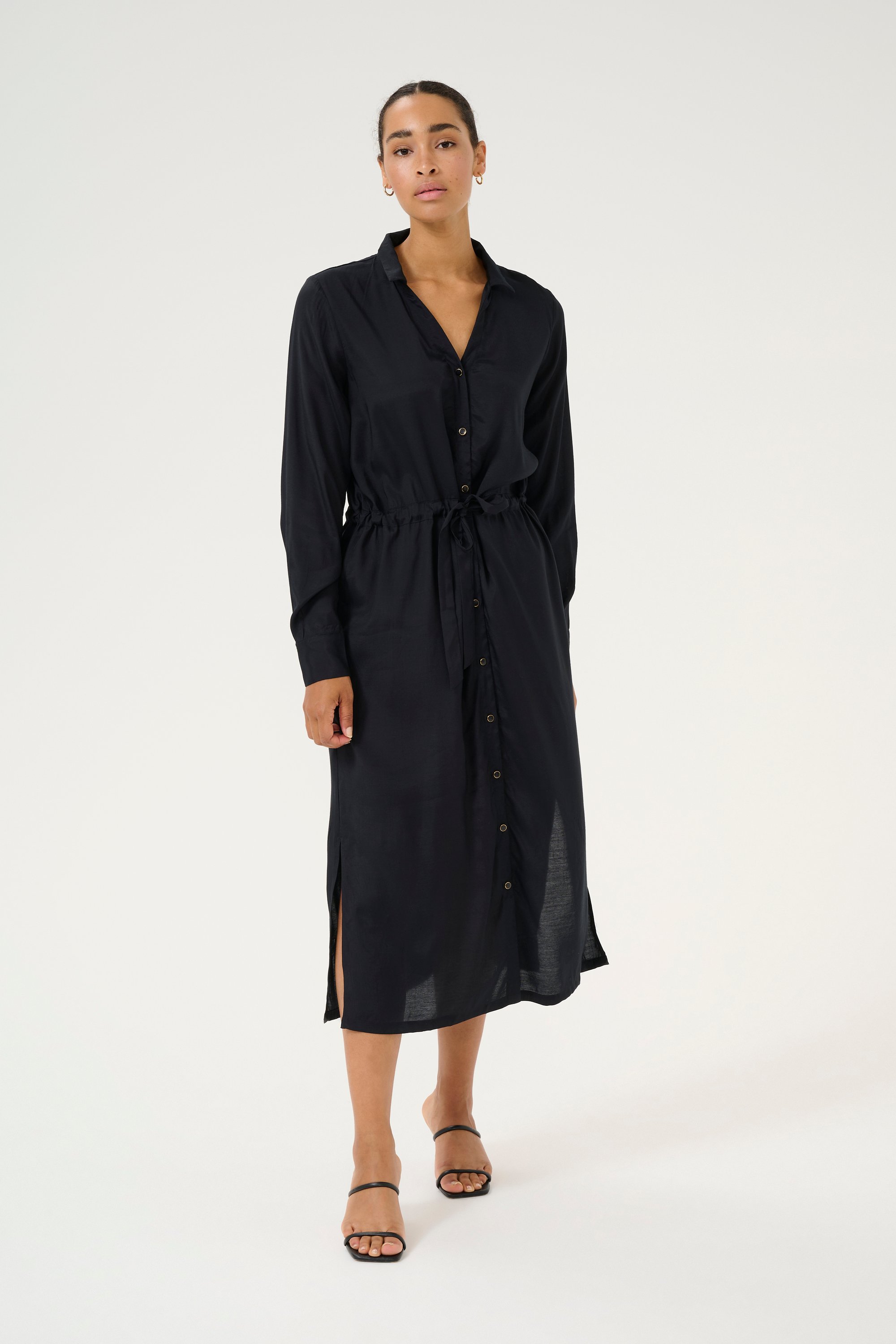 Kleid Regular fit black